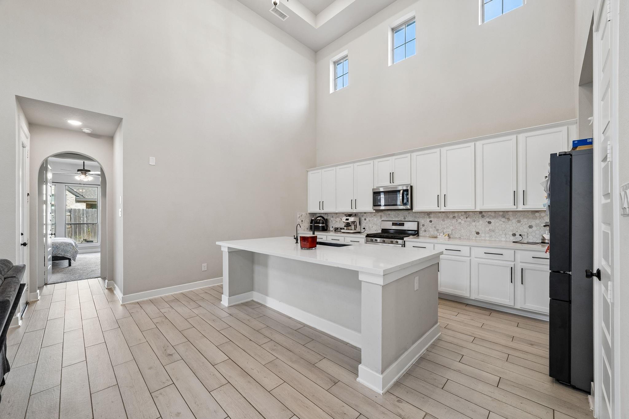 7010 Grassland Vista Lane