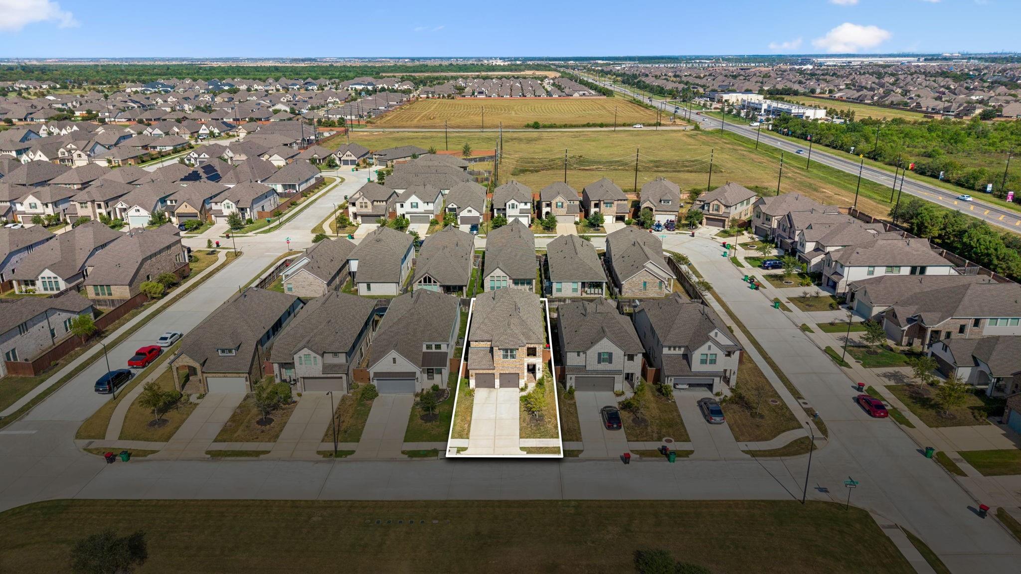 7010 Grassland Vista Lane
