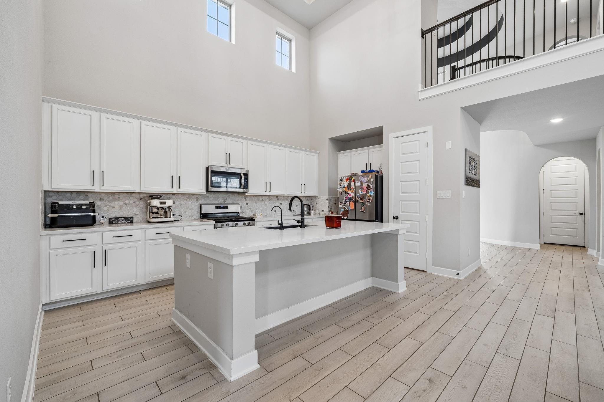 7010 Grassland Vista Lane