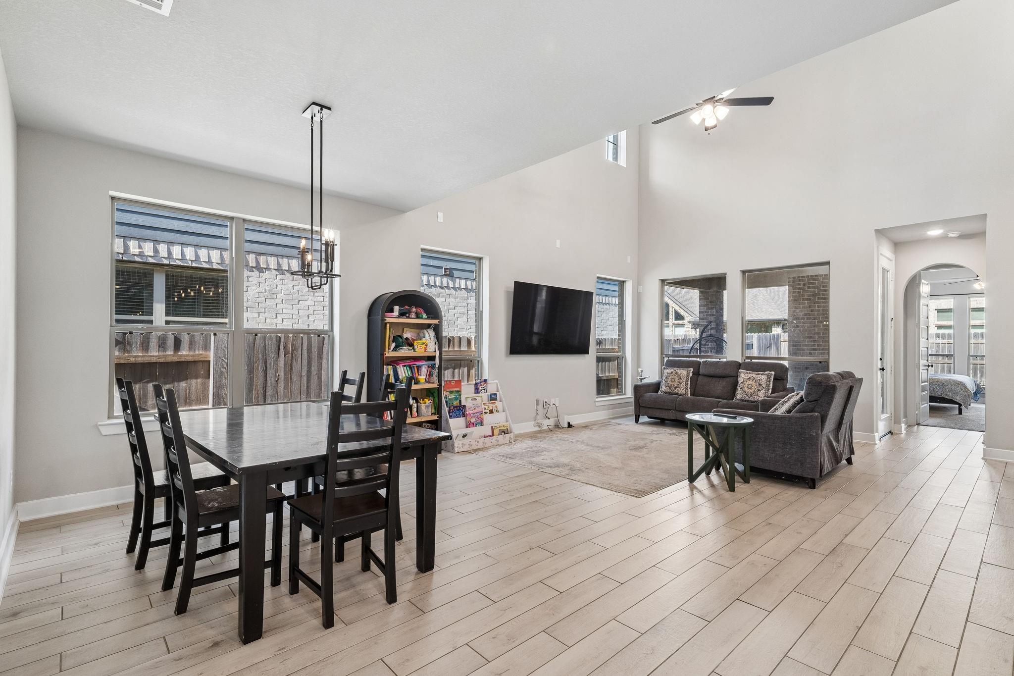 7010 Grassland Vista Lane