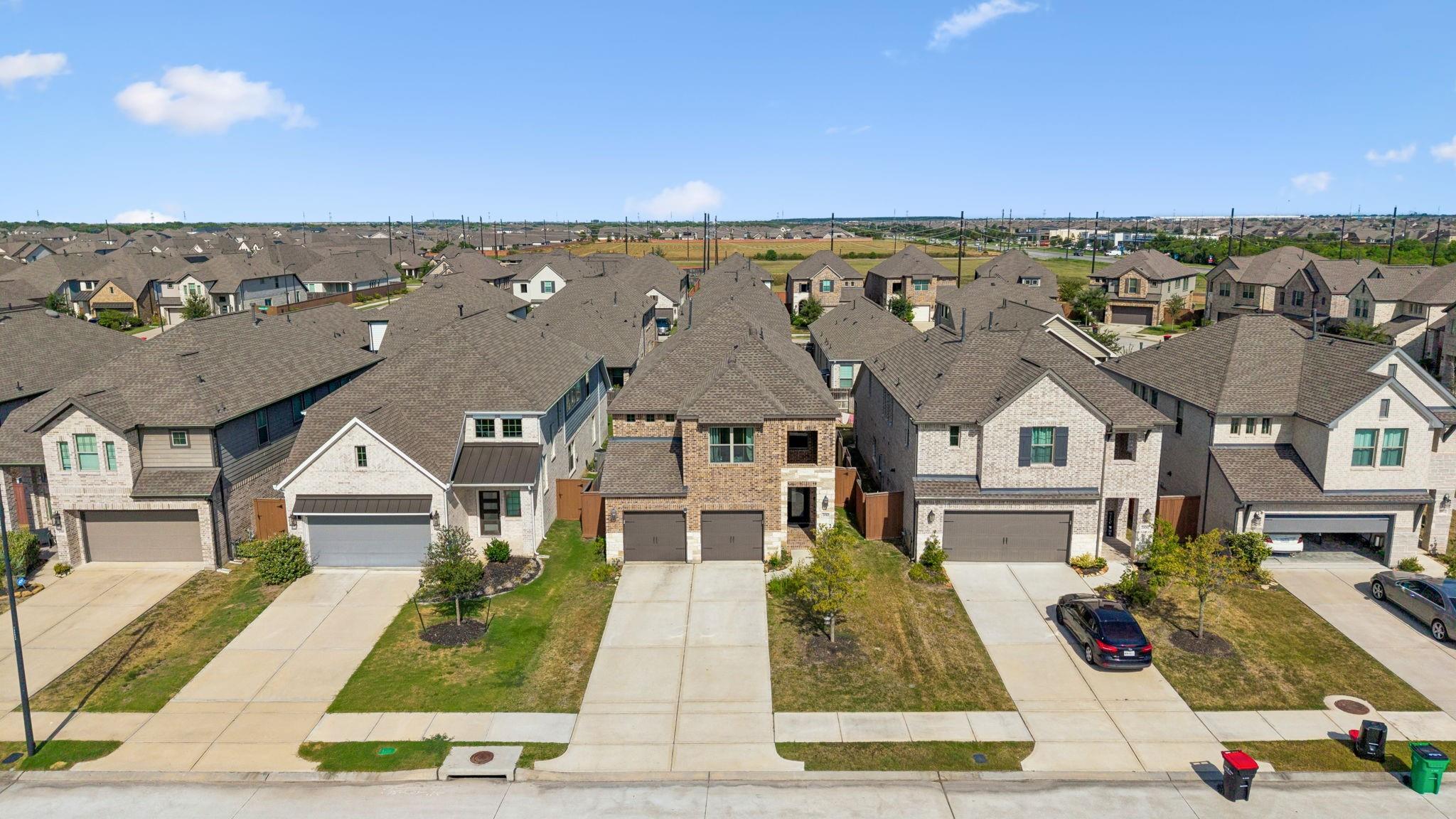 7010 Grassland Vista Lane