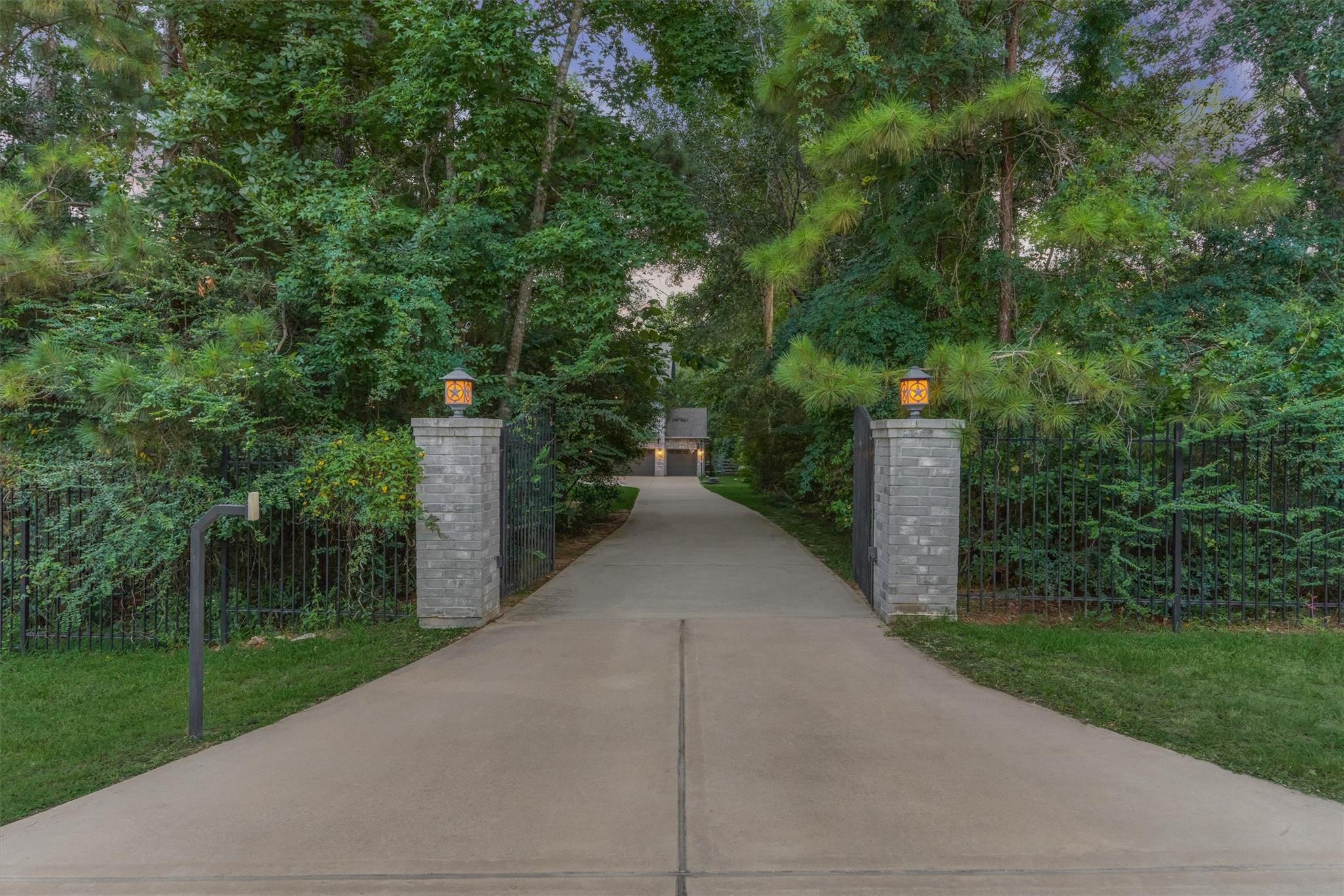 16707 Stonecrest Drive