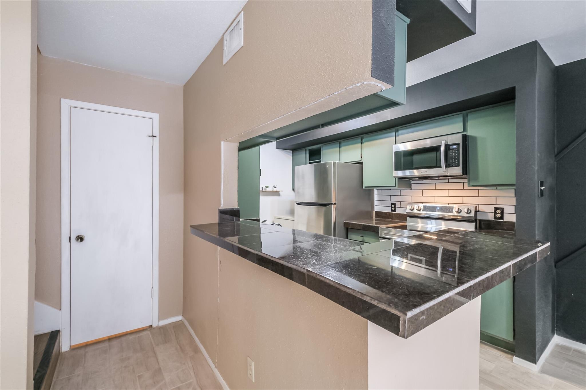 6633 W Airport Boulevard # 1206