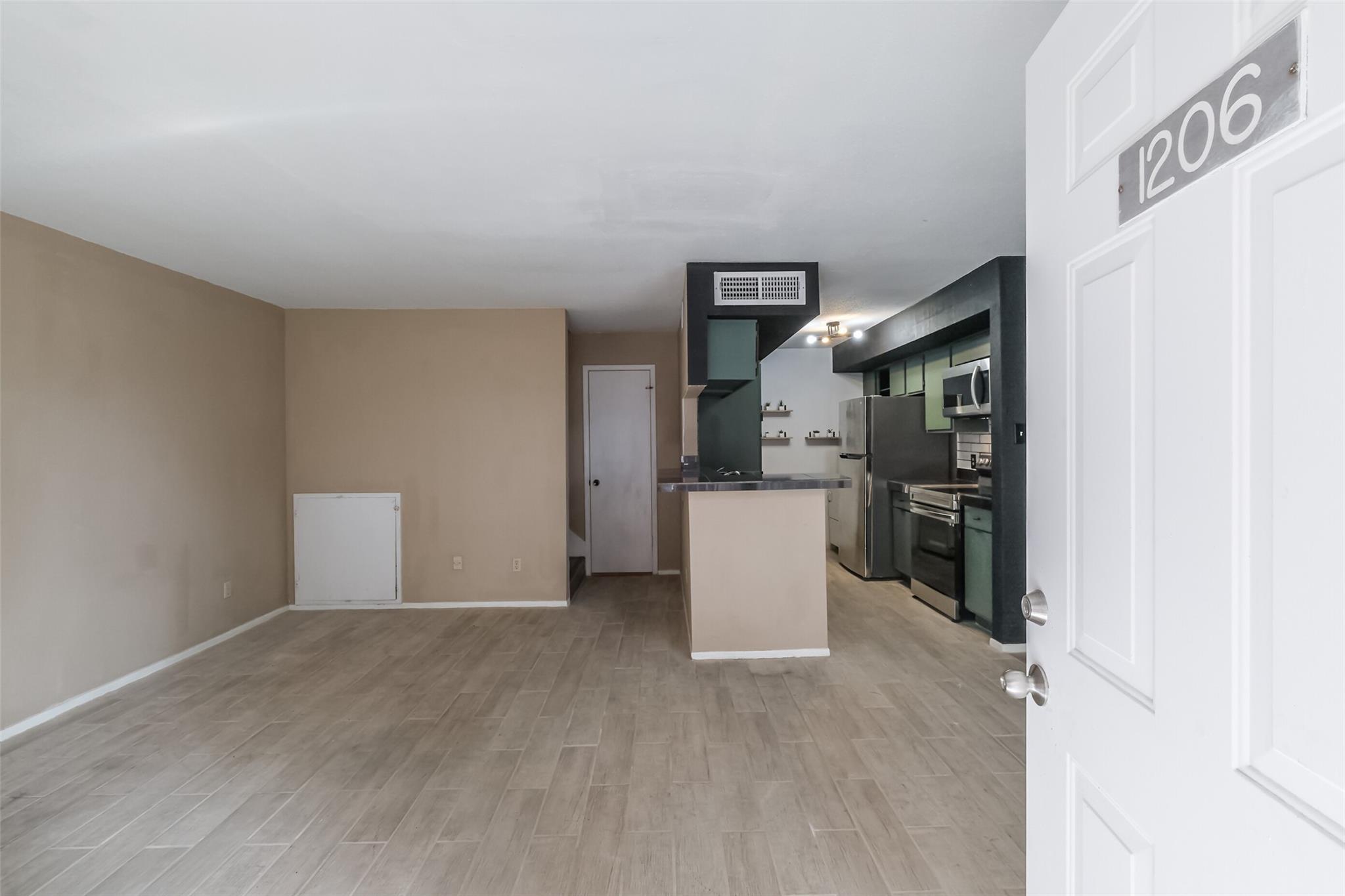 6633 W Airport Boulevard # 1206