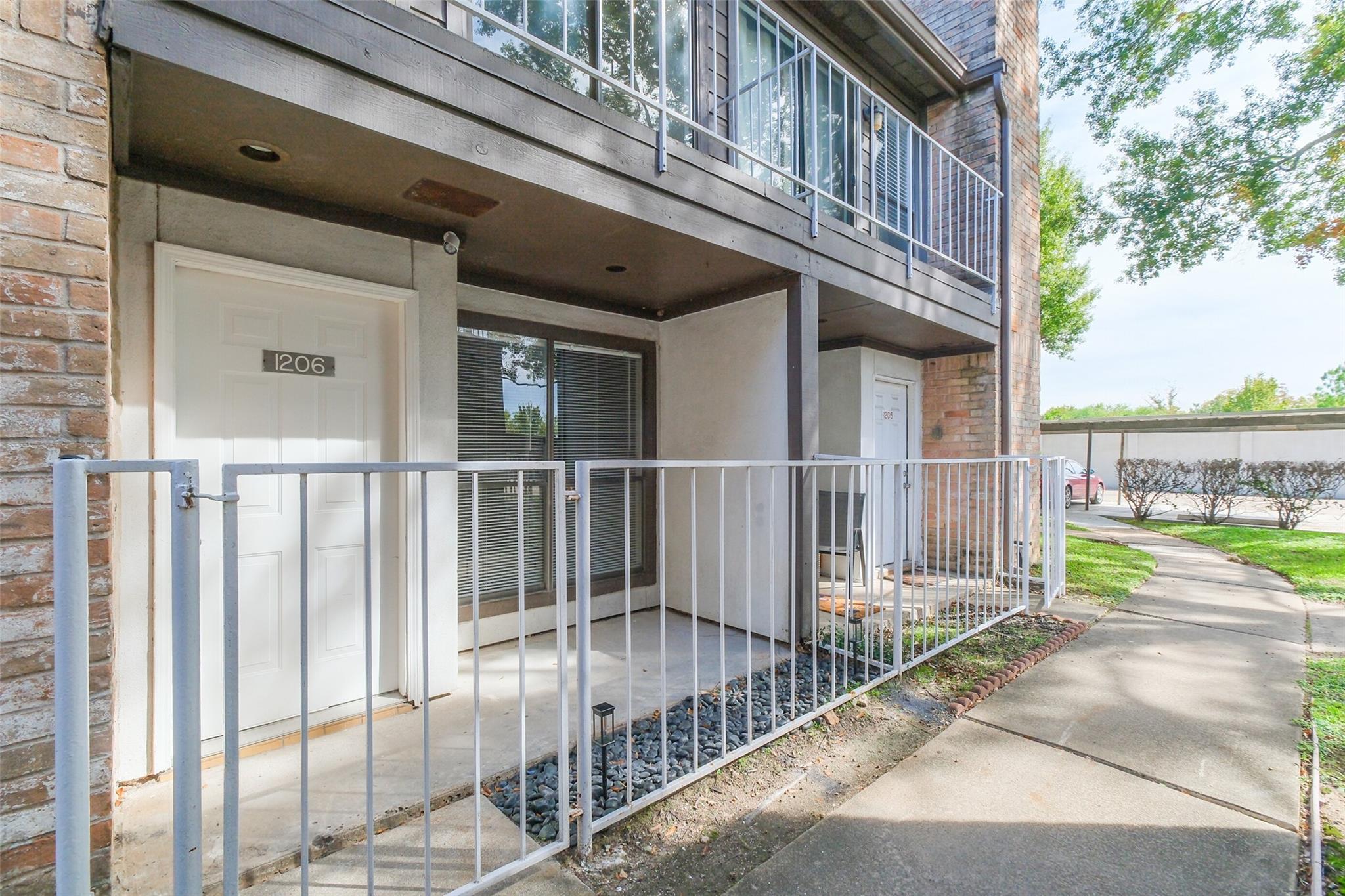 6633 W Airport Boulevard # 1206