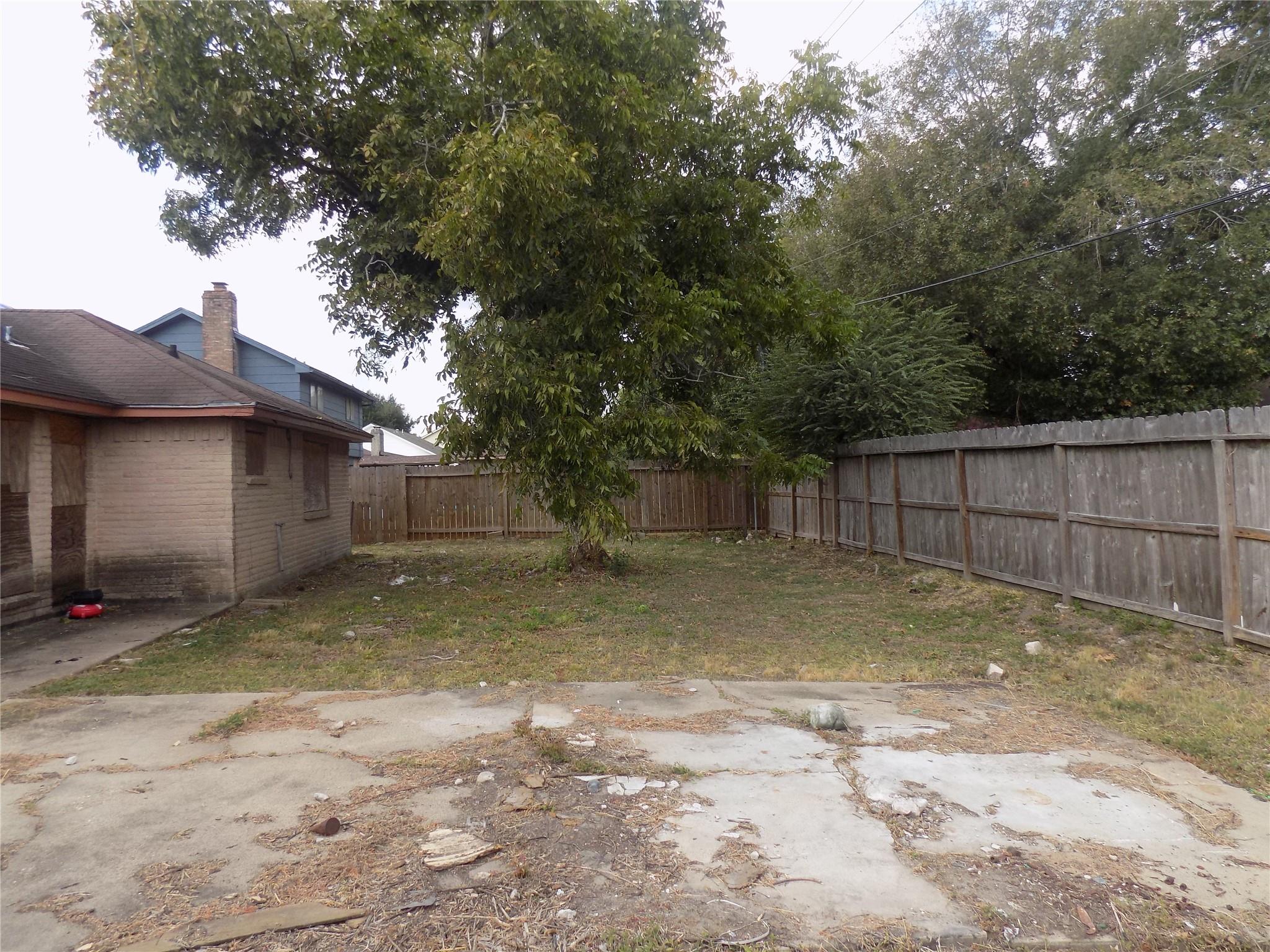 7406 W Fuqua Drive