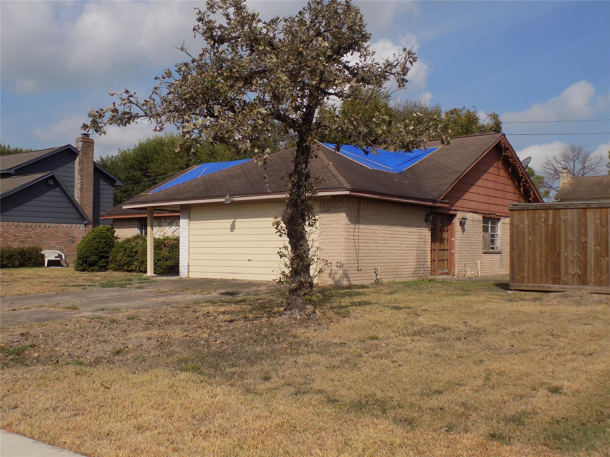 7406 W Fuqua Drive