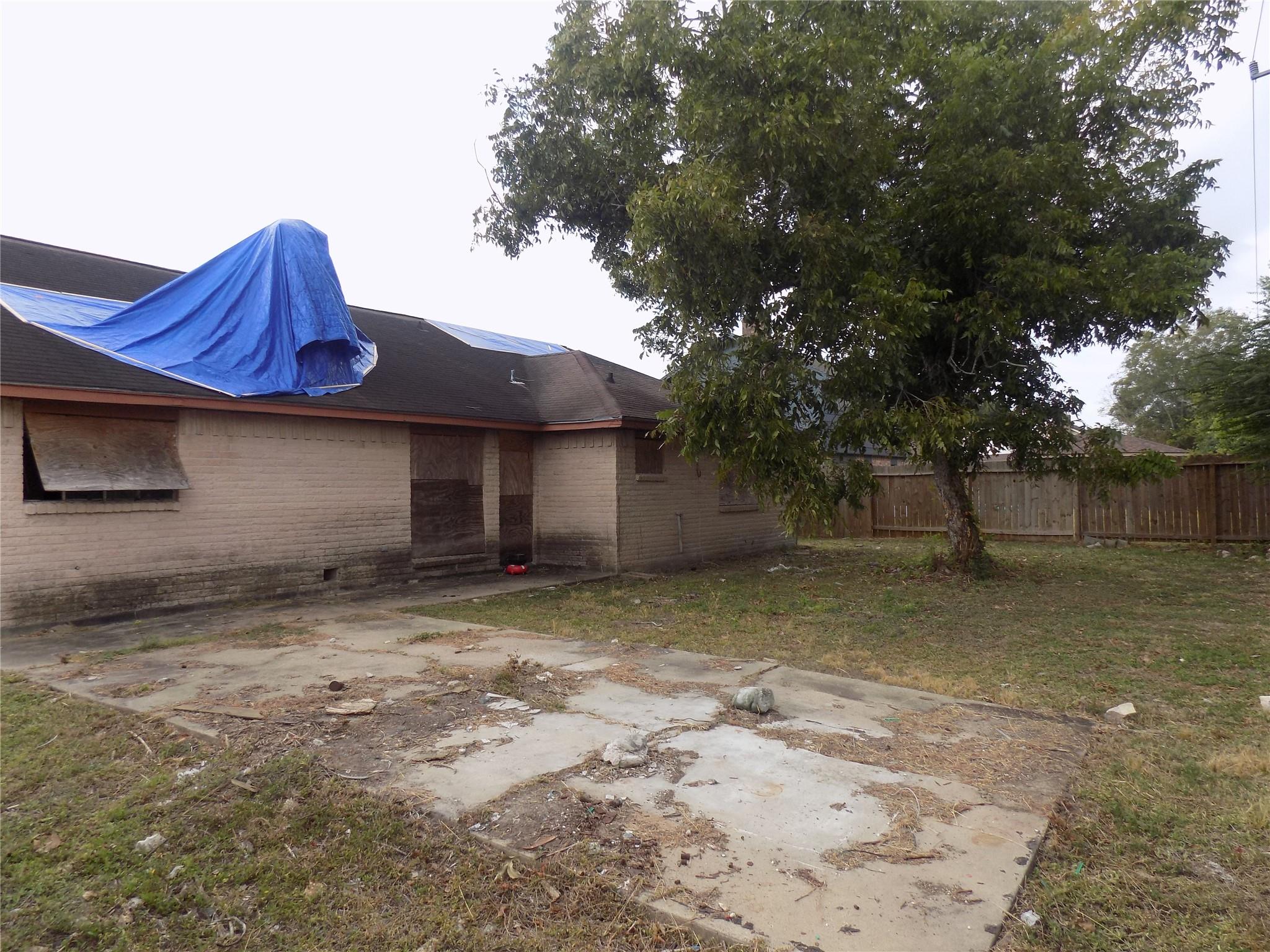 7406 W Fuqua Drive
