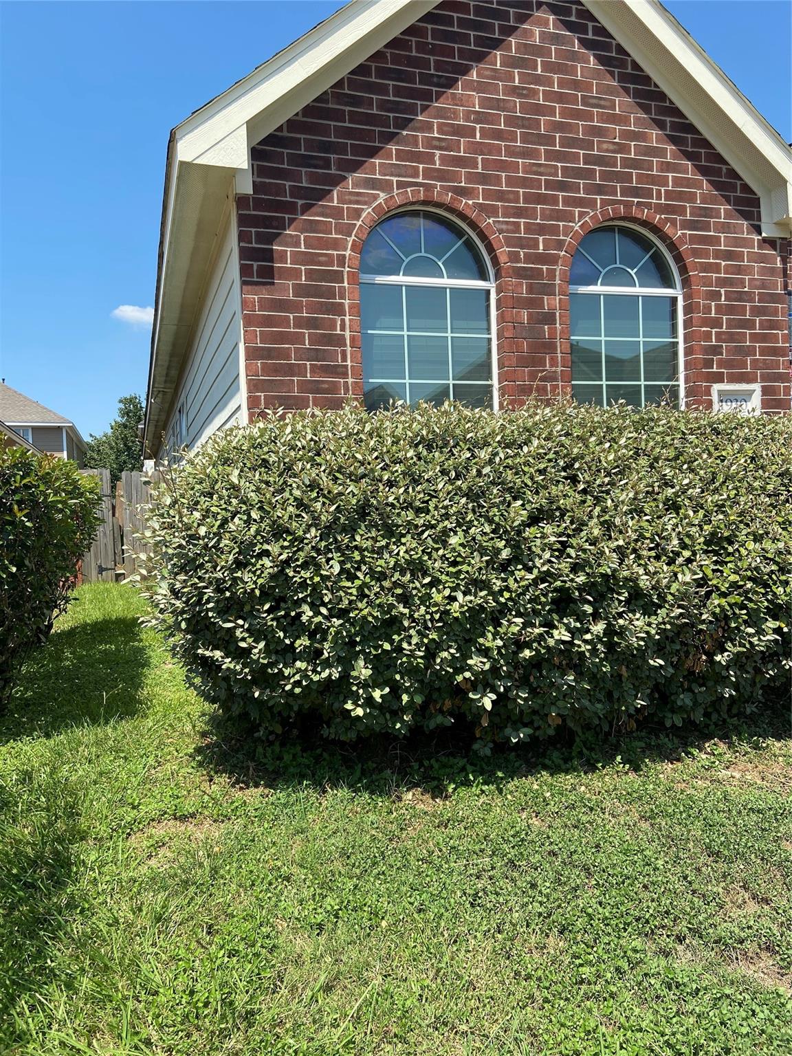 1930 Shady Oaks Court