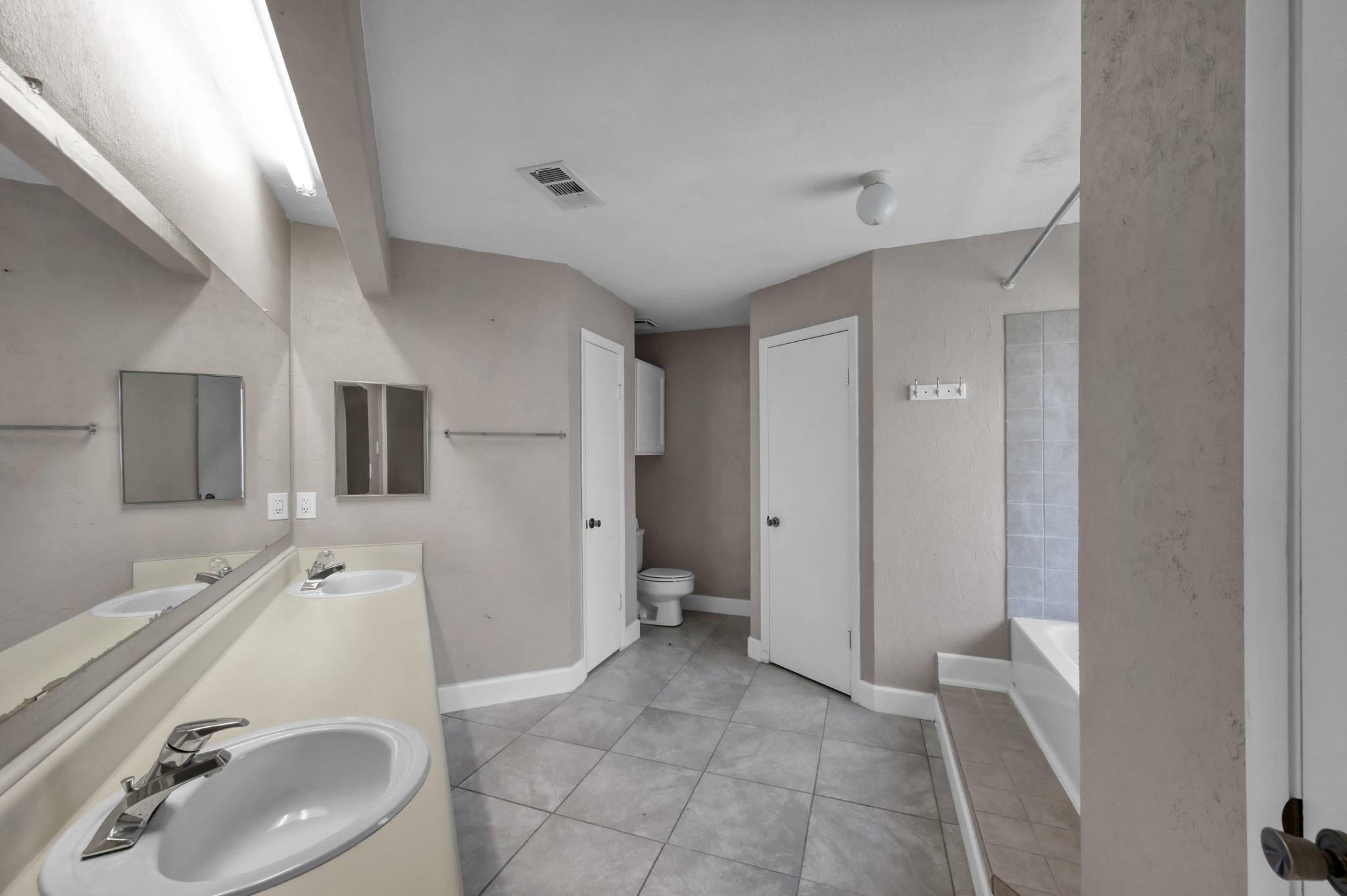 12015 Fallbrook Drive