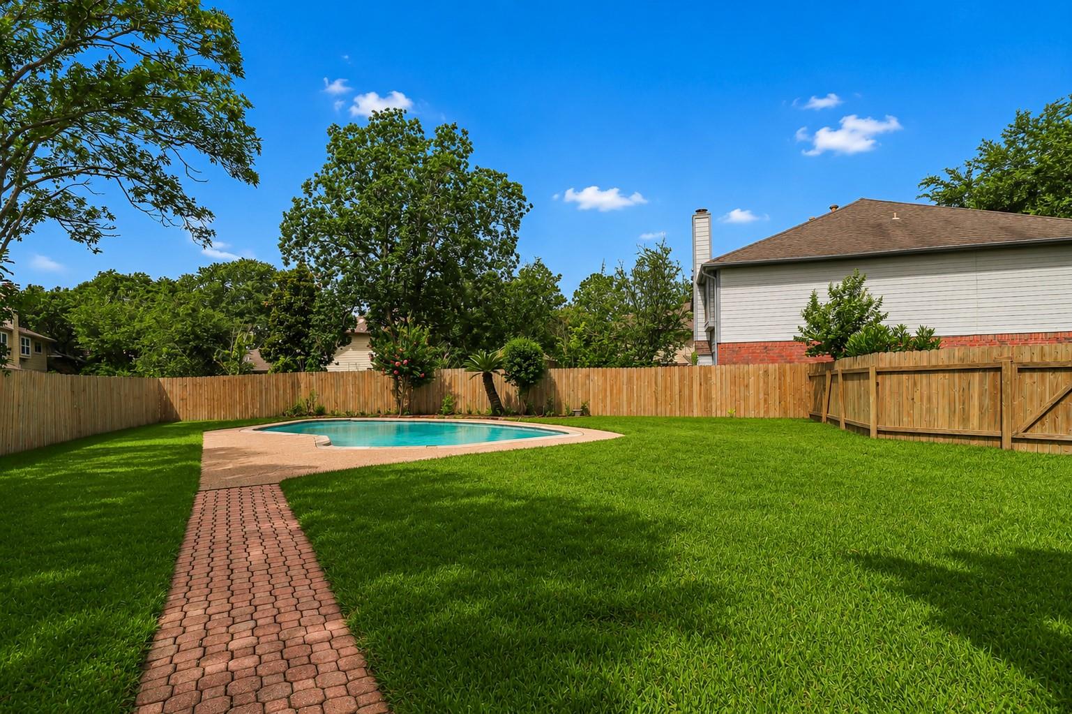 16402 Sagewood Court
