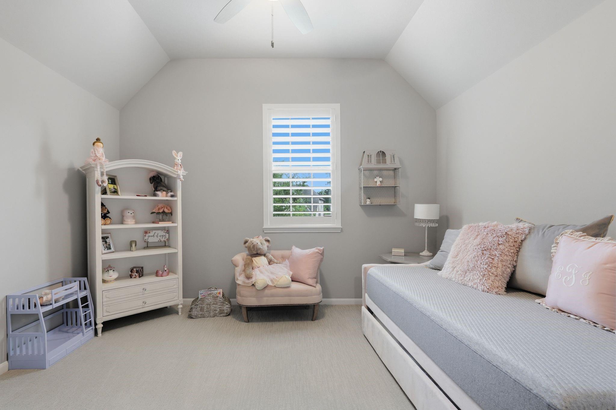 123 N Winter Sunrise Circle