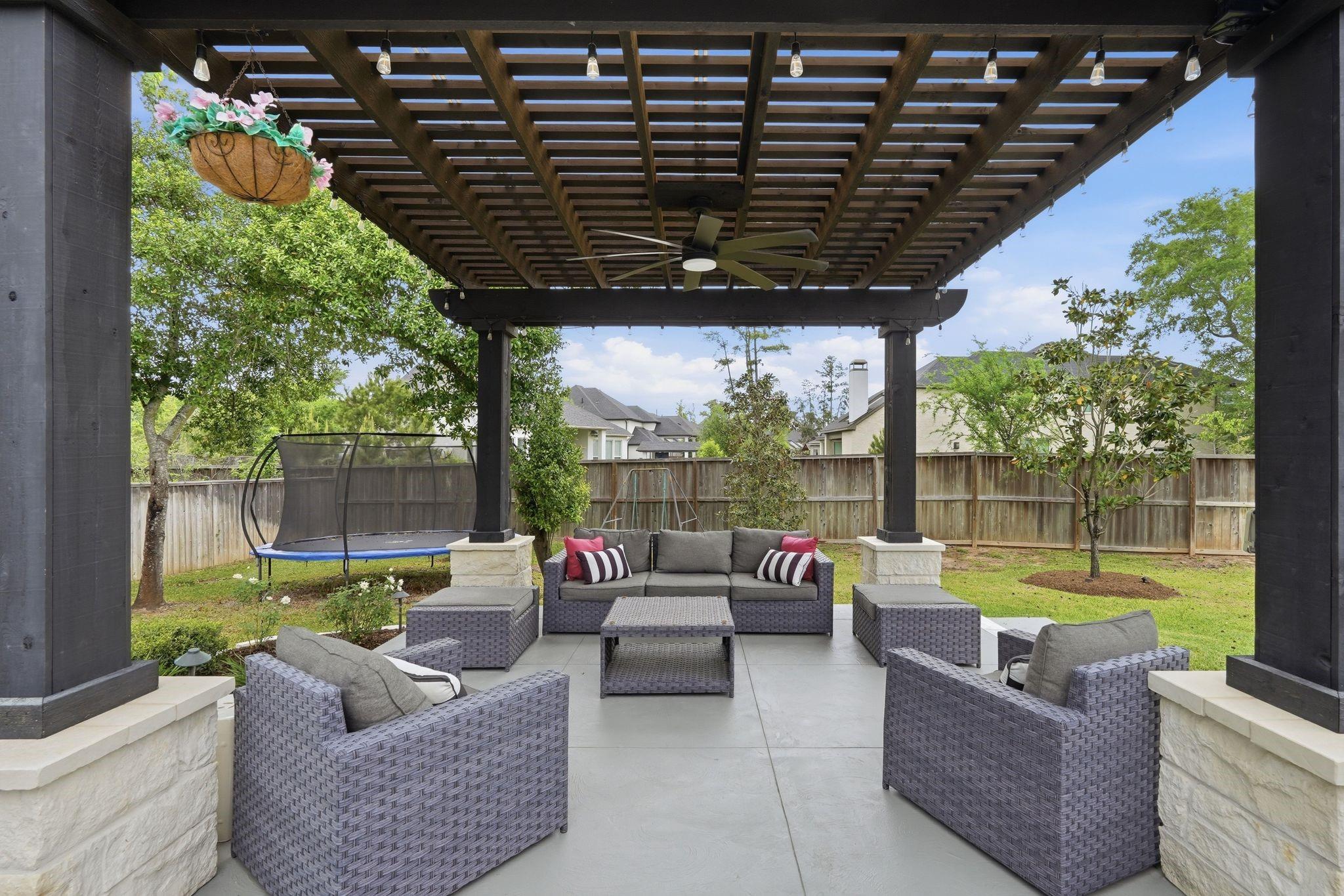 123 N Winter Sunrise Circle