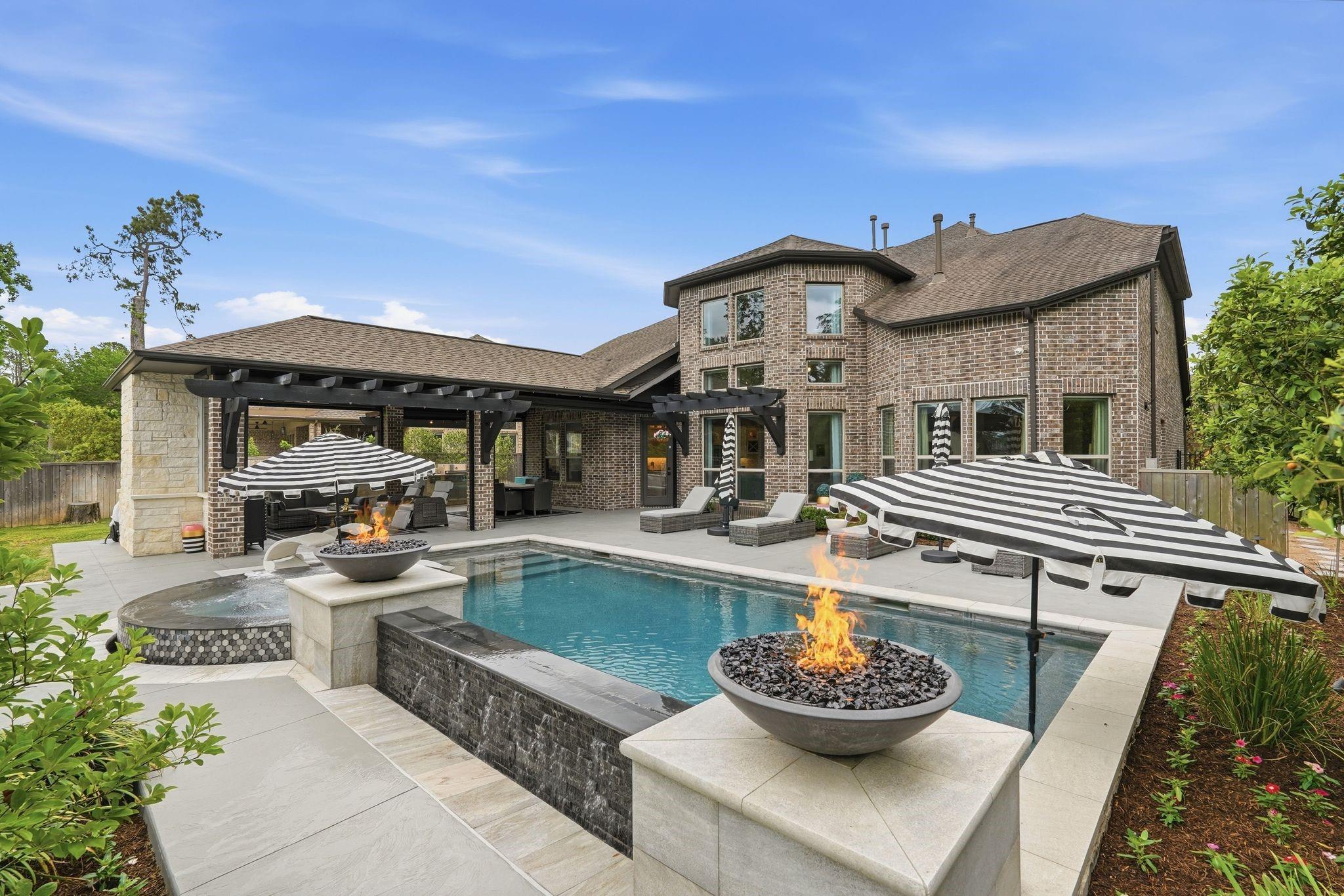 123 N Winter Sunrise Circle