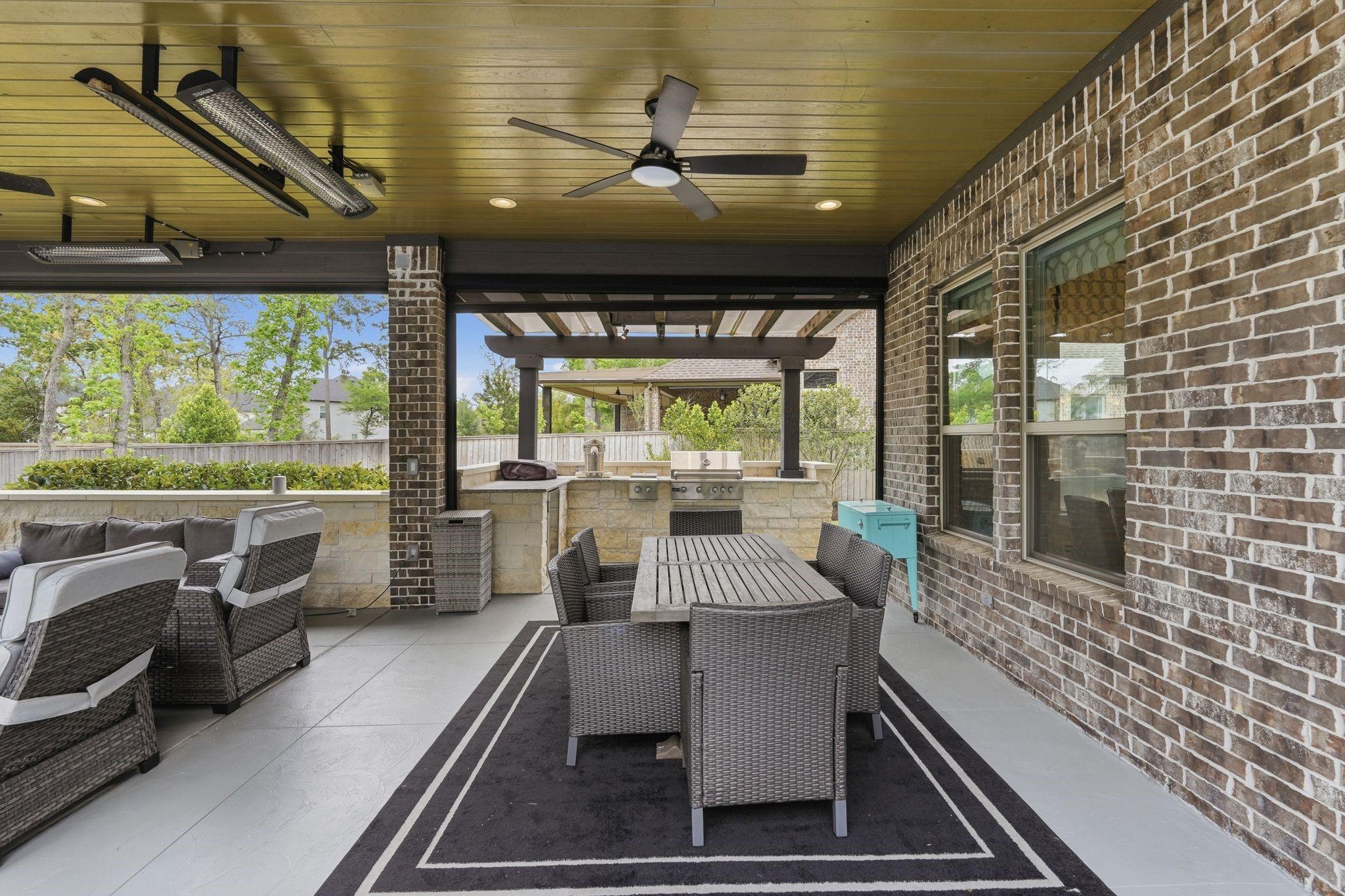 123 N Winter Sunrise Circle