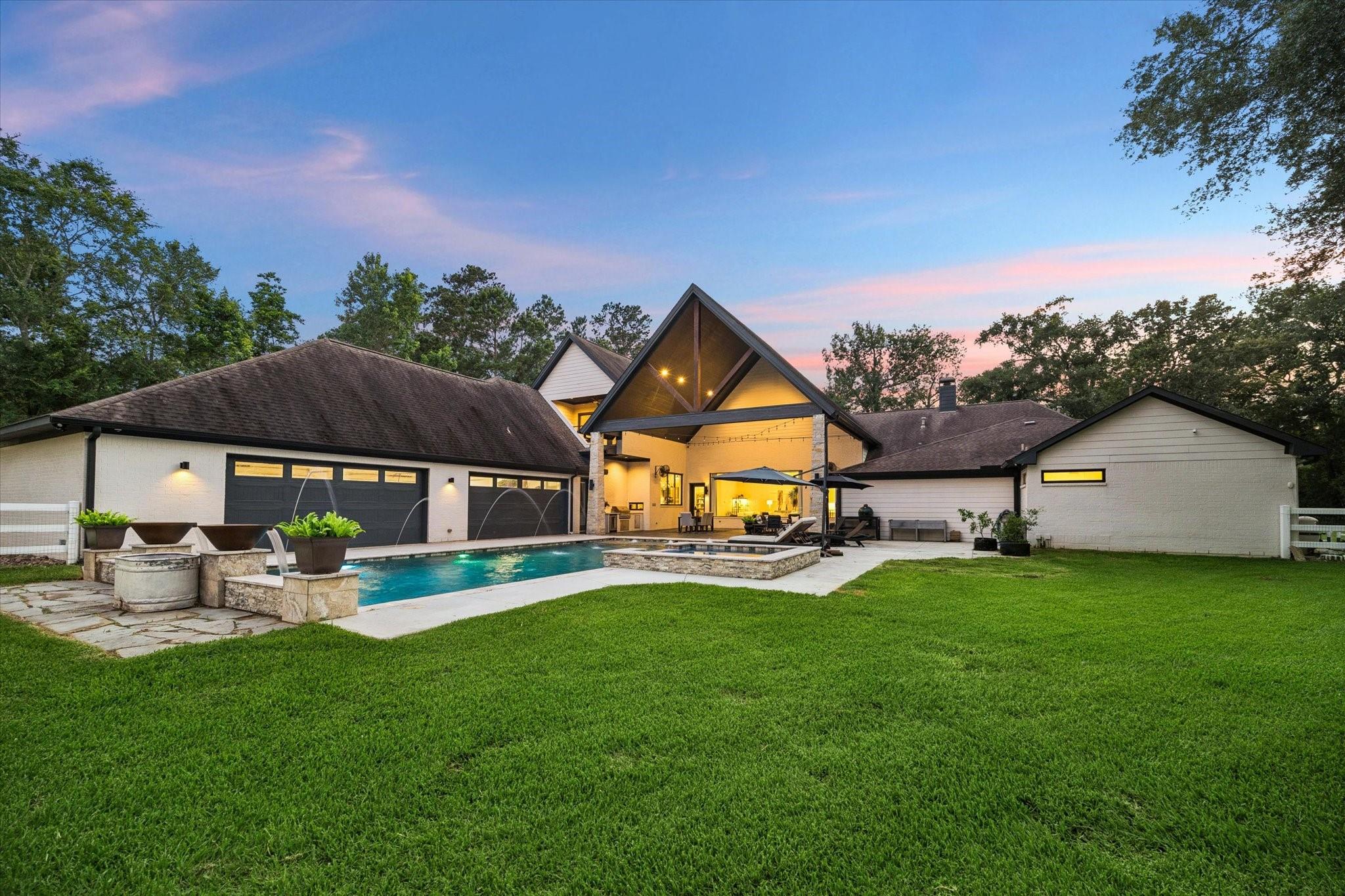 10897 Lake Forest Drive