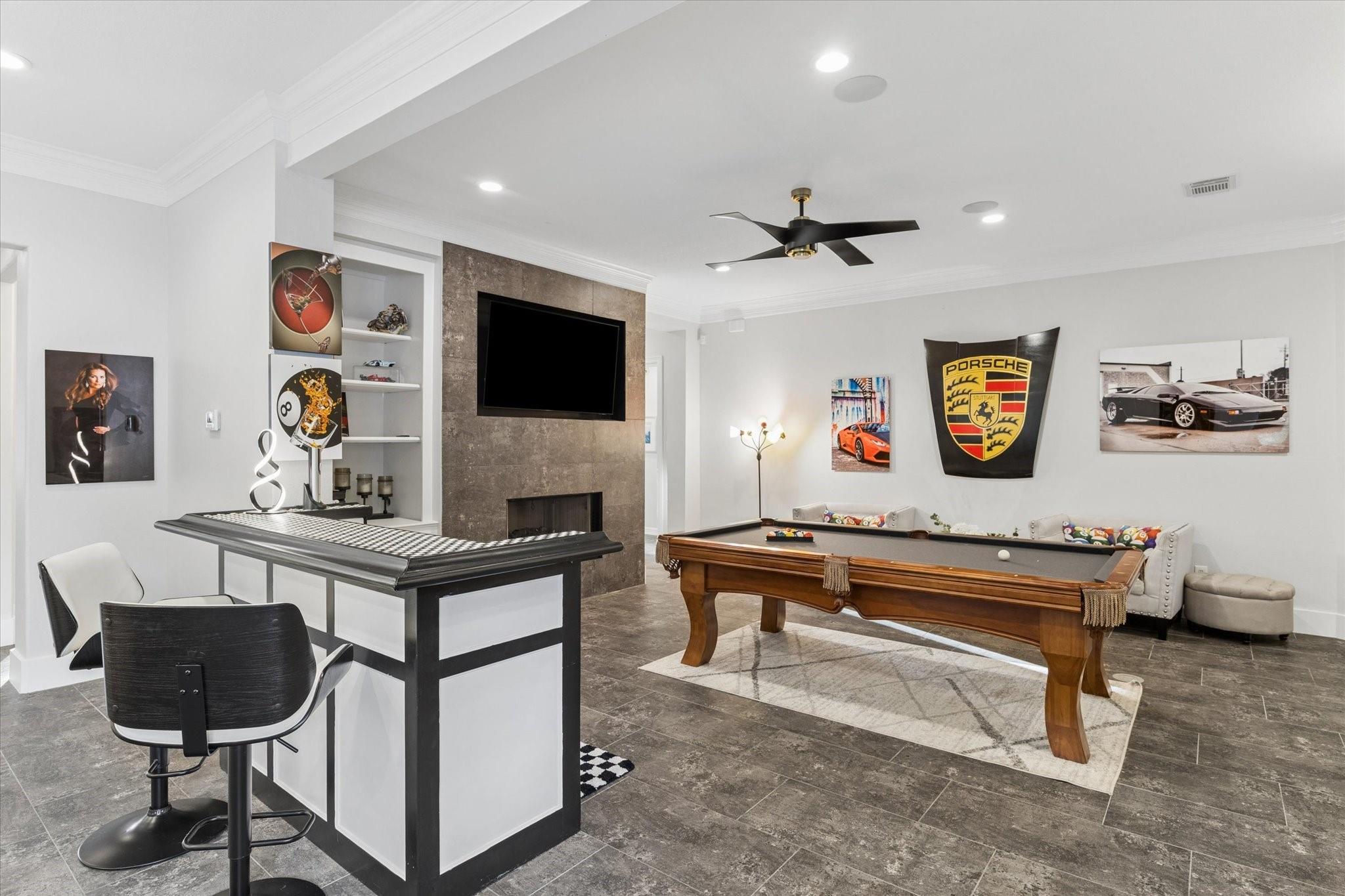 10897 Lake Forest Drive