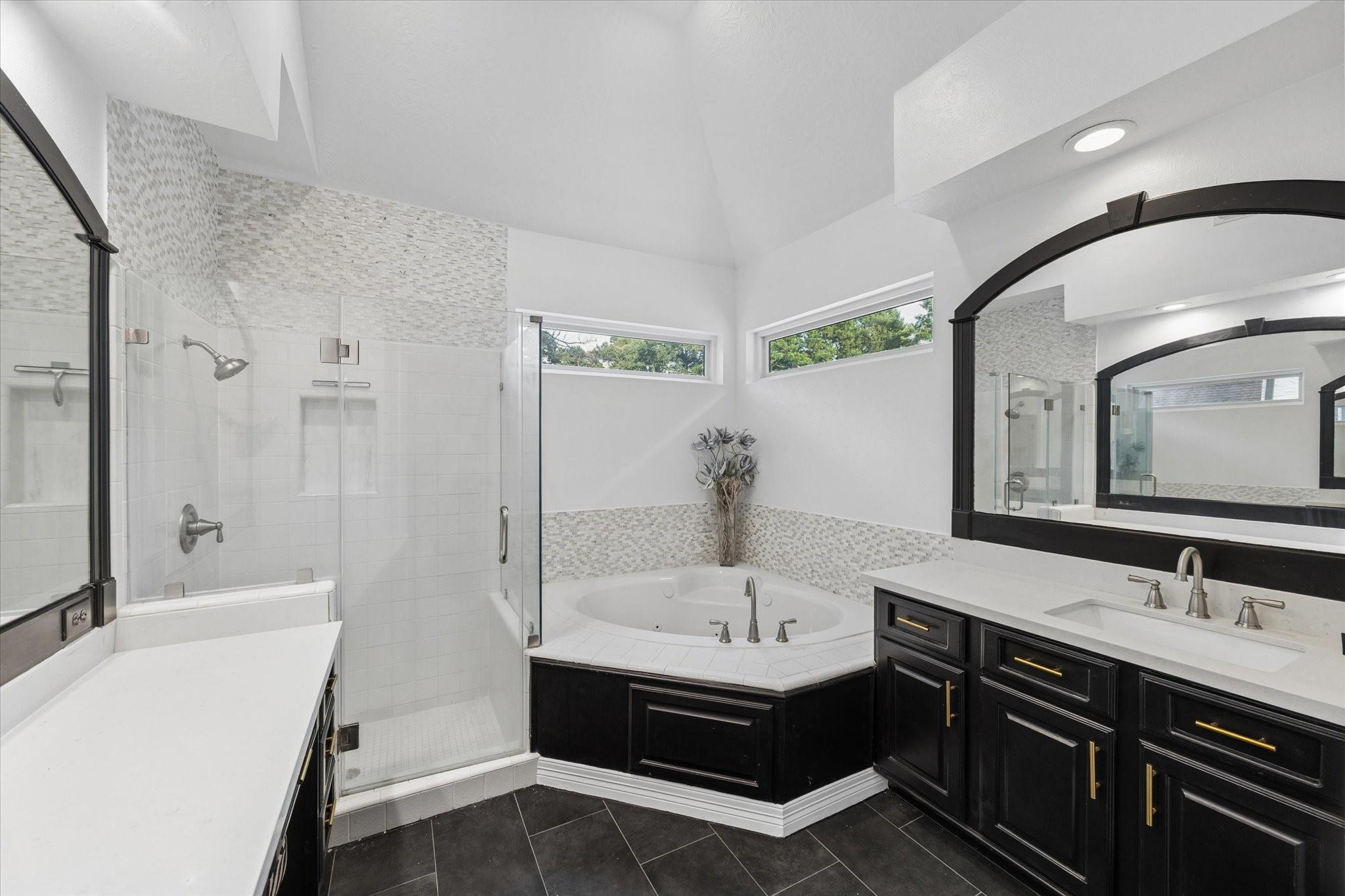 10897 Lake Forest Drive