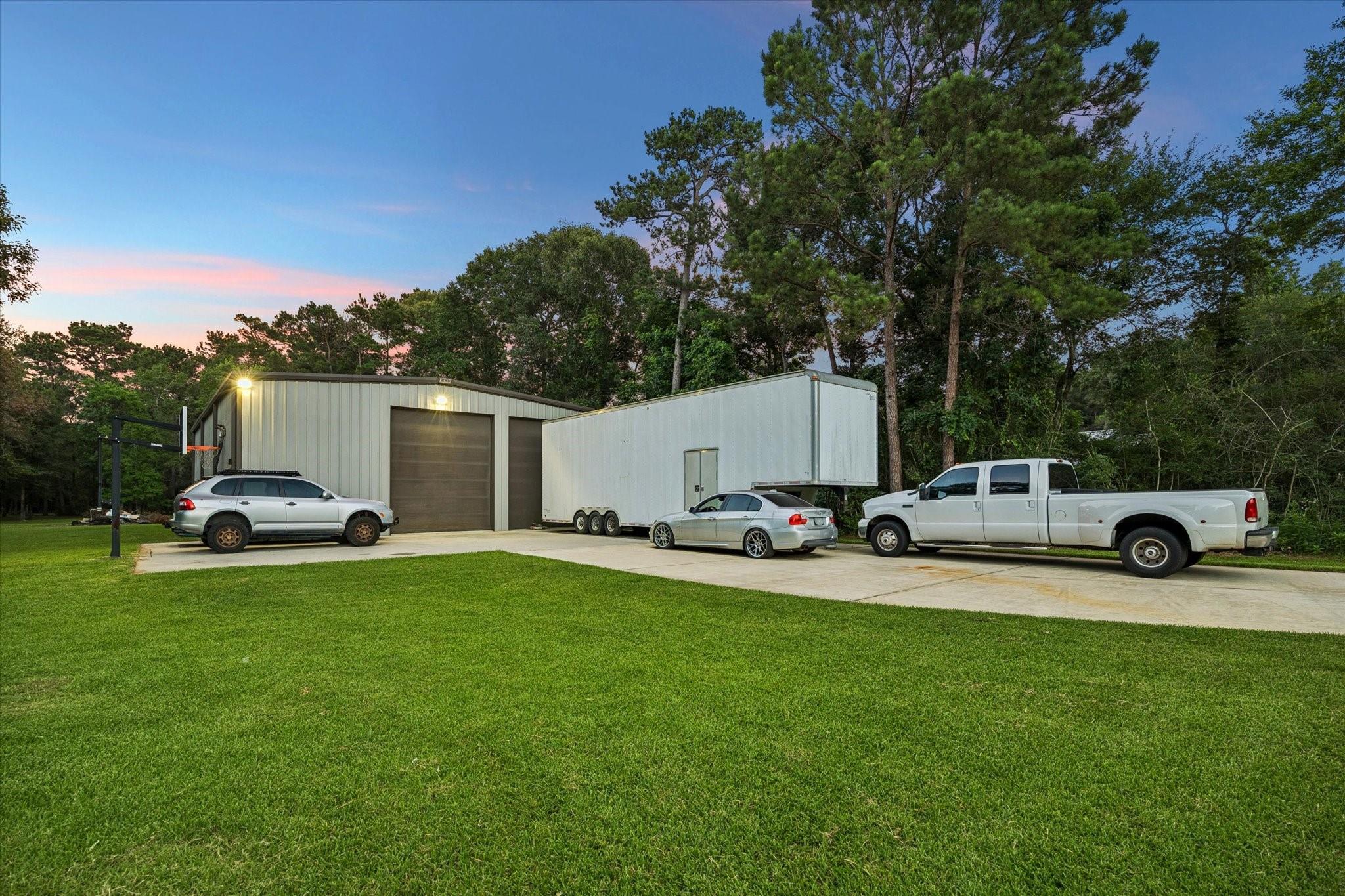 10897 Lake Forest Drive