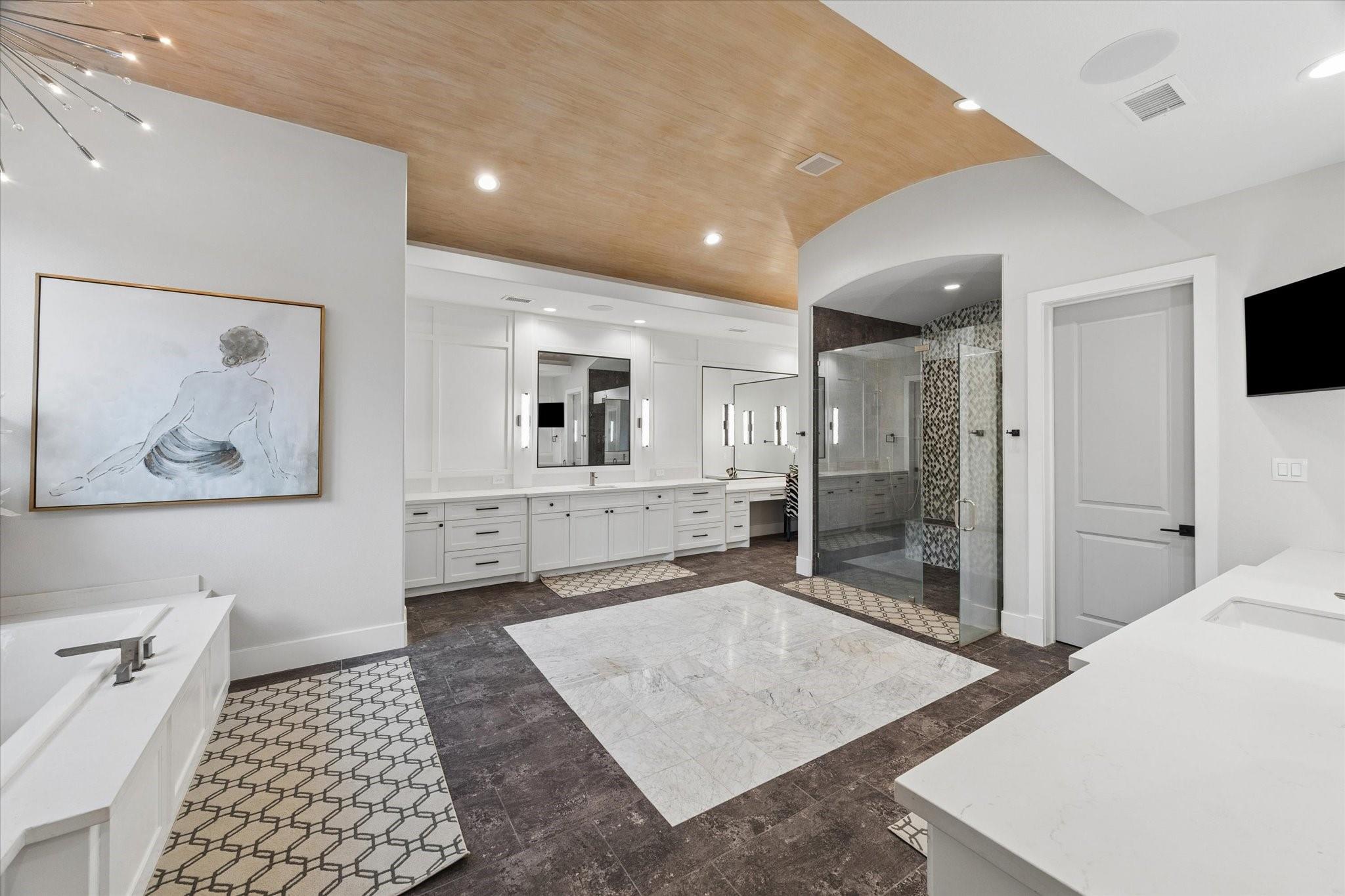 10897 Lake Forest Drive