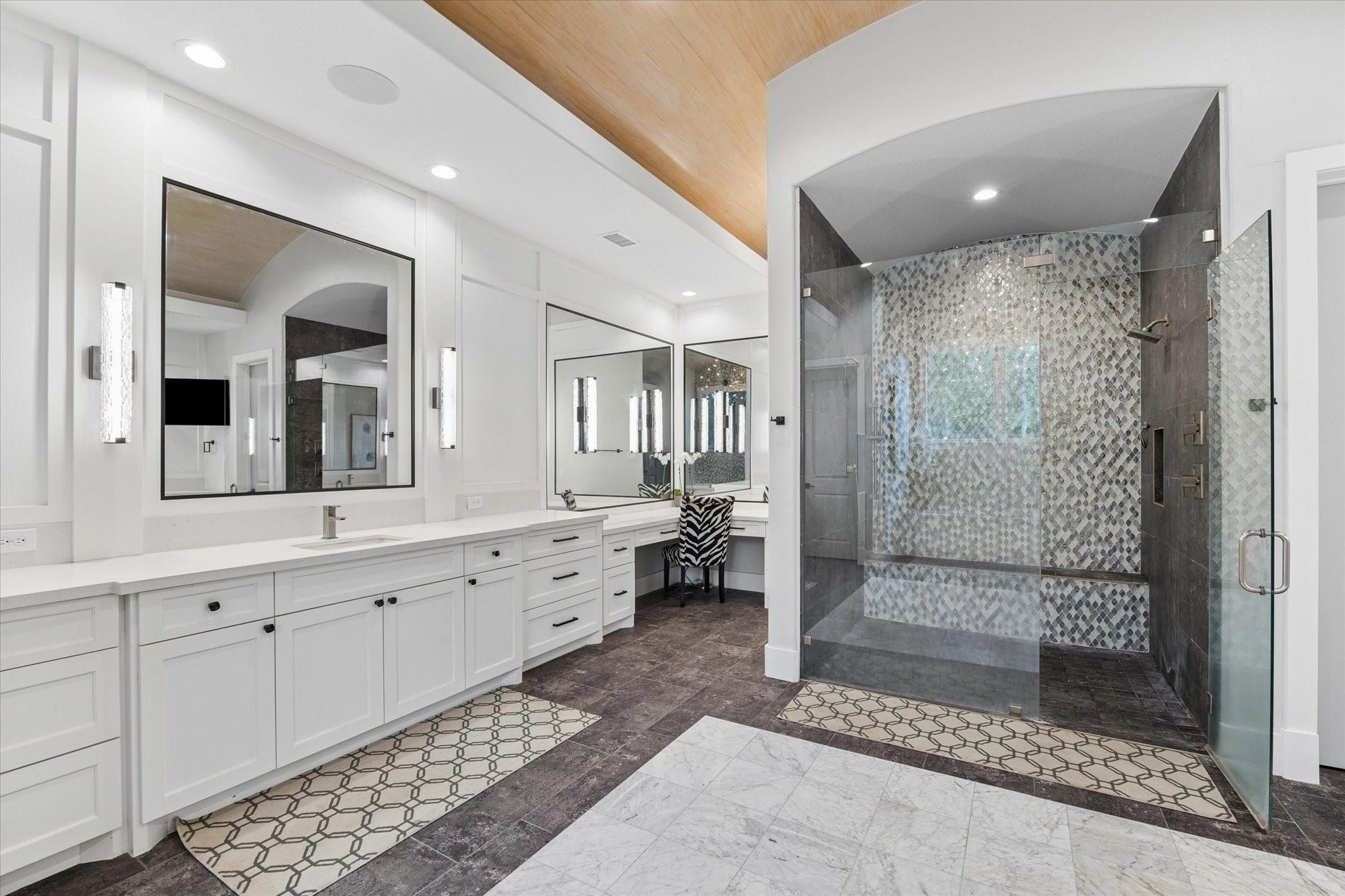 10897 Lake Forest Drive
