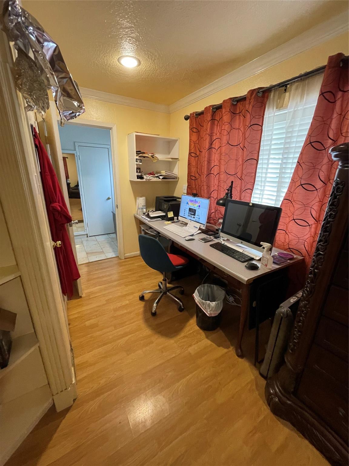 15202 Henry Road