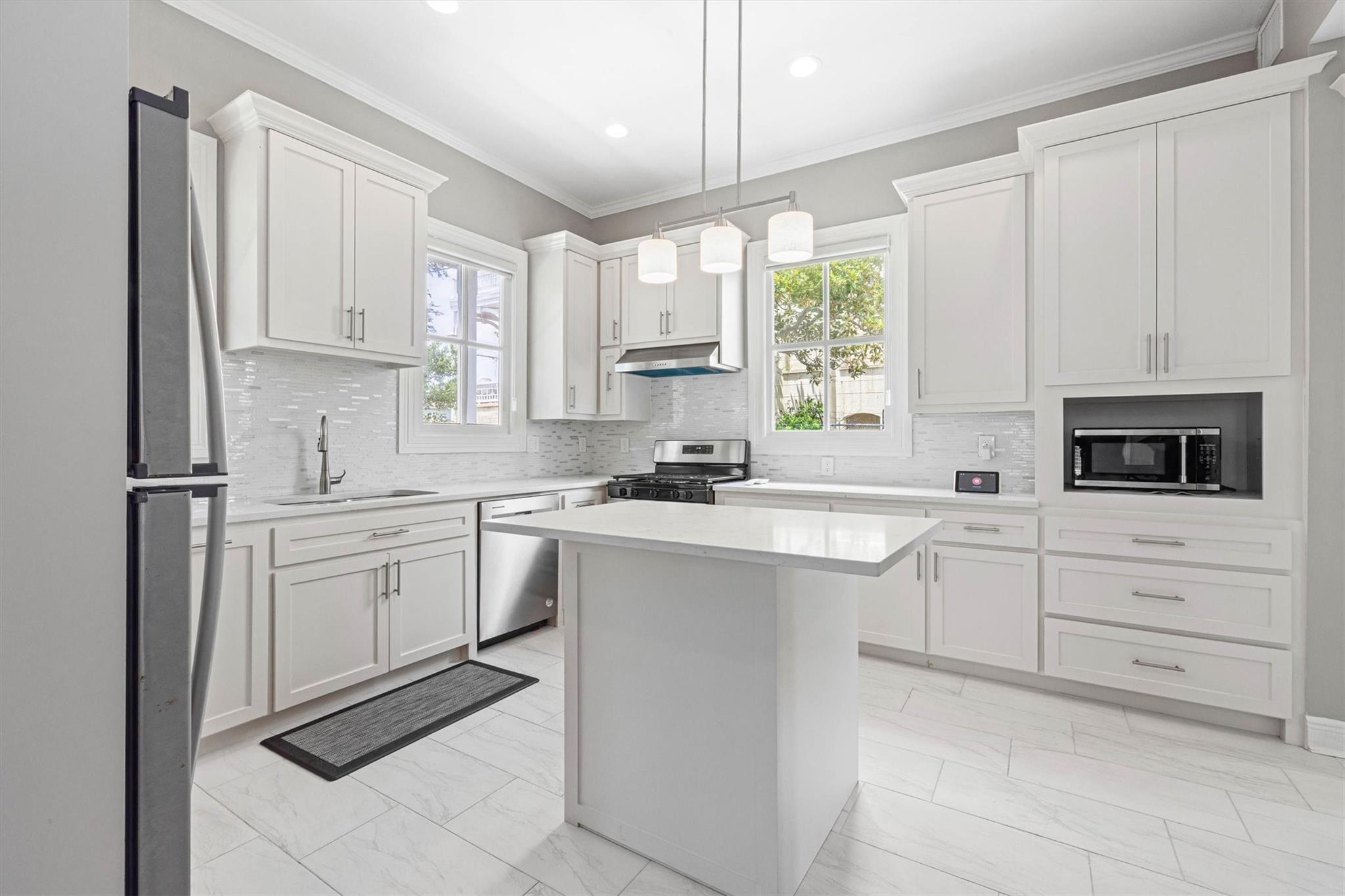 2415 Avenue O 1/2