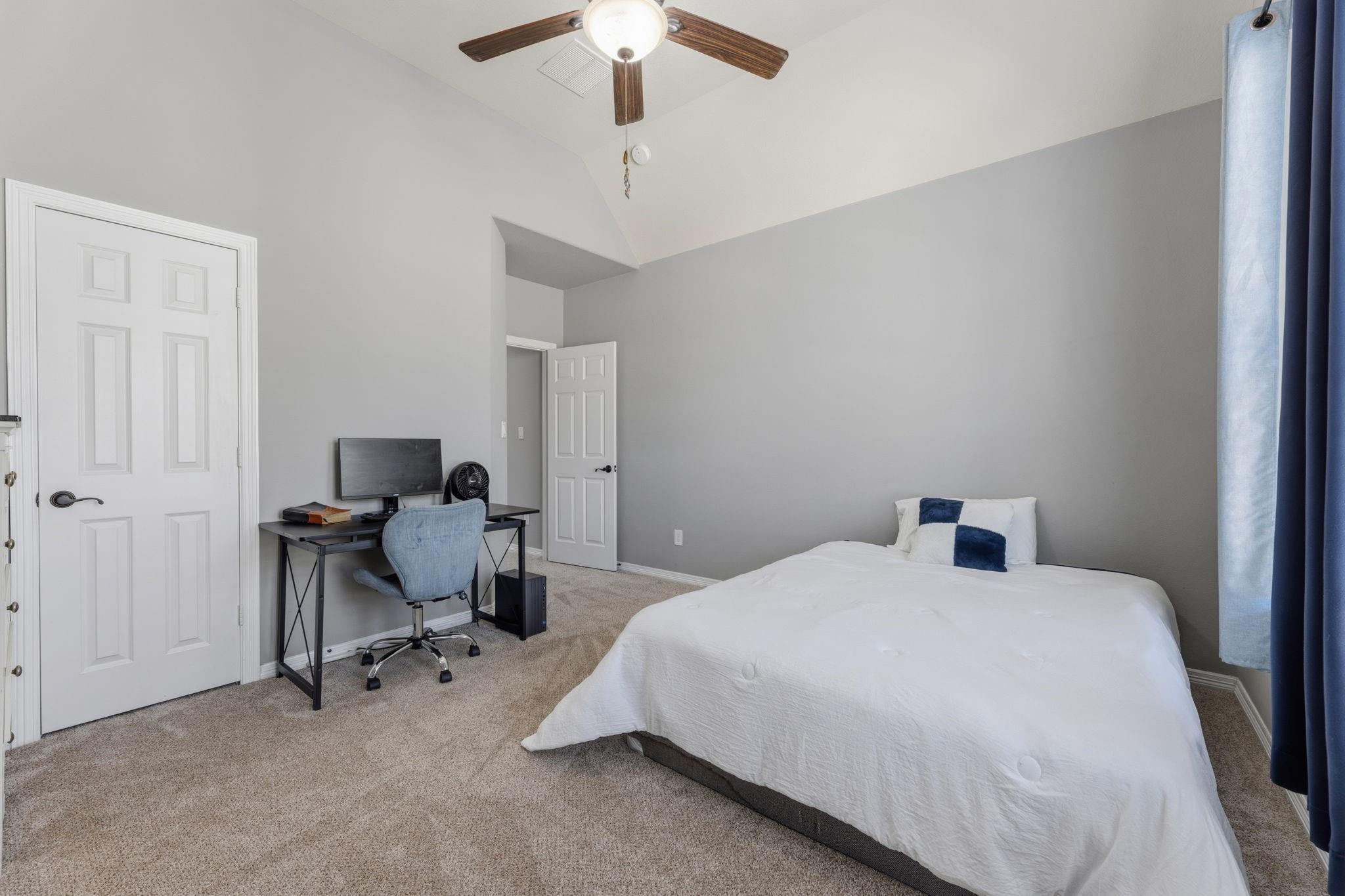 2847 Kings Retreat