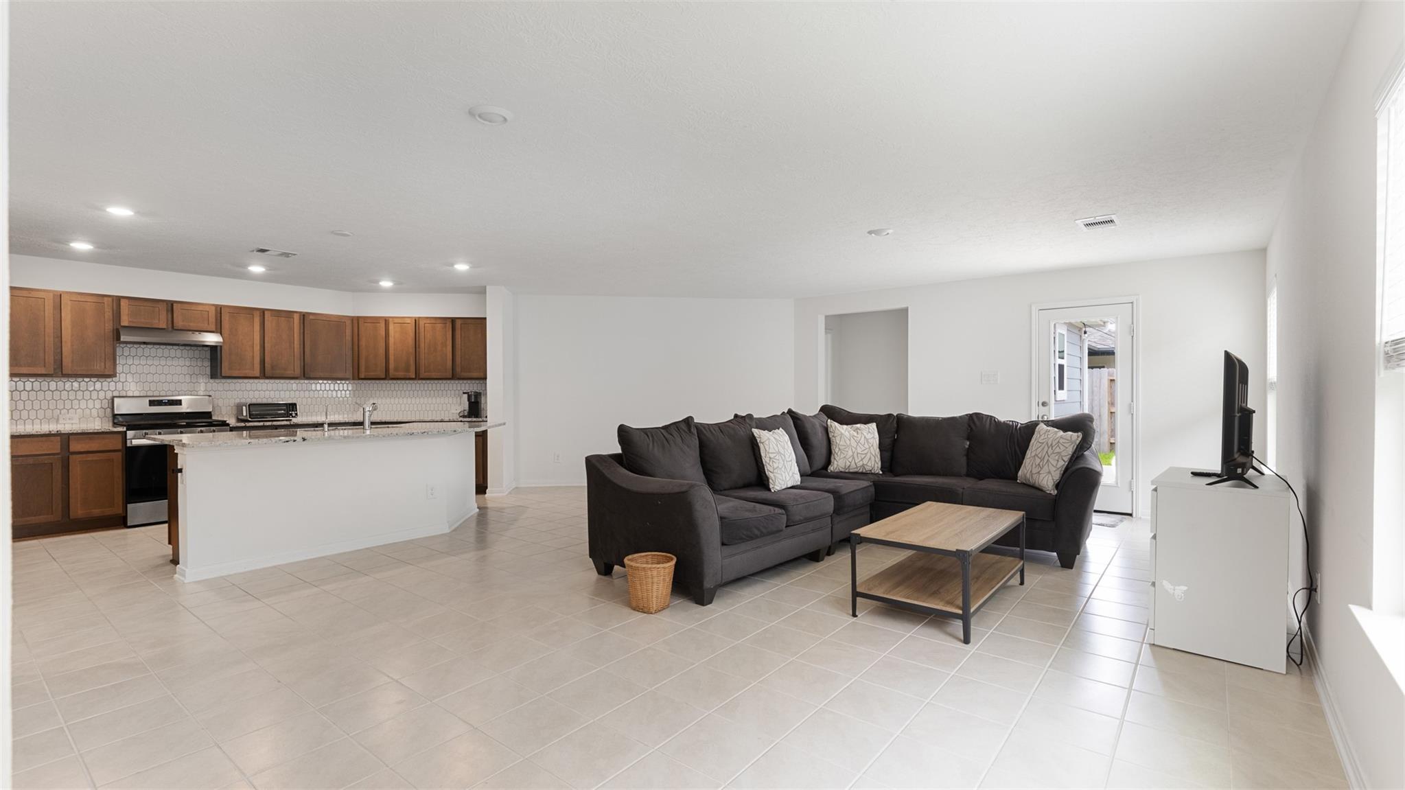 2925 Grand Anse Drive Drive