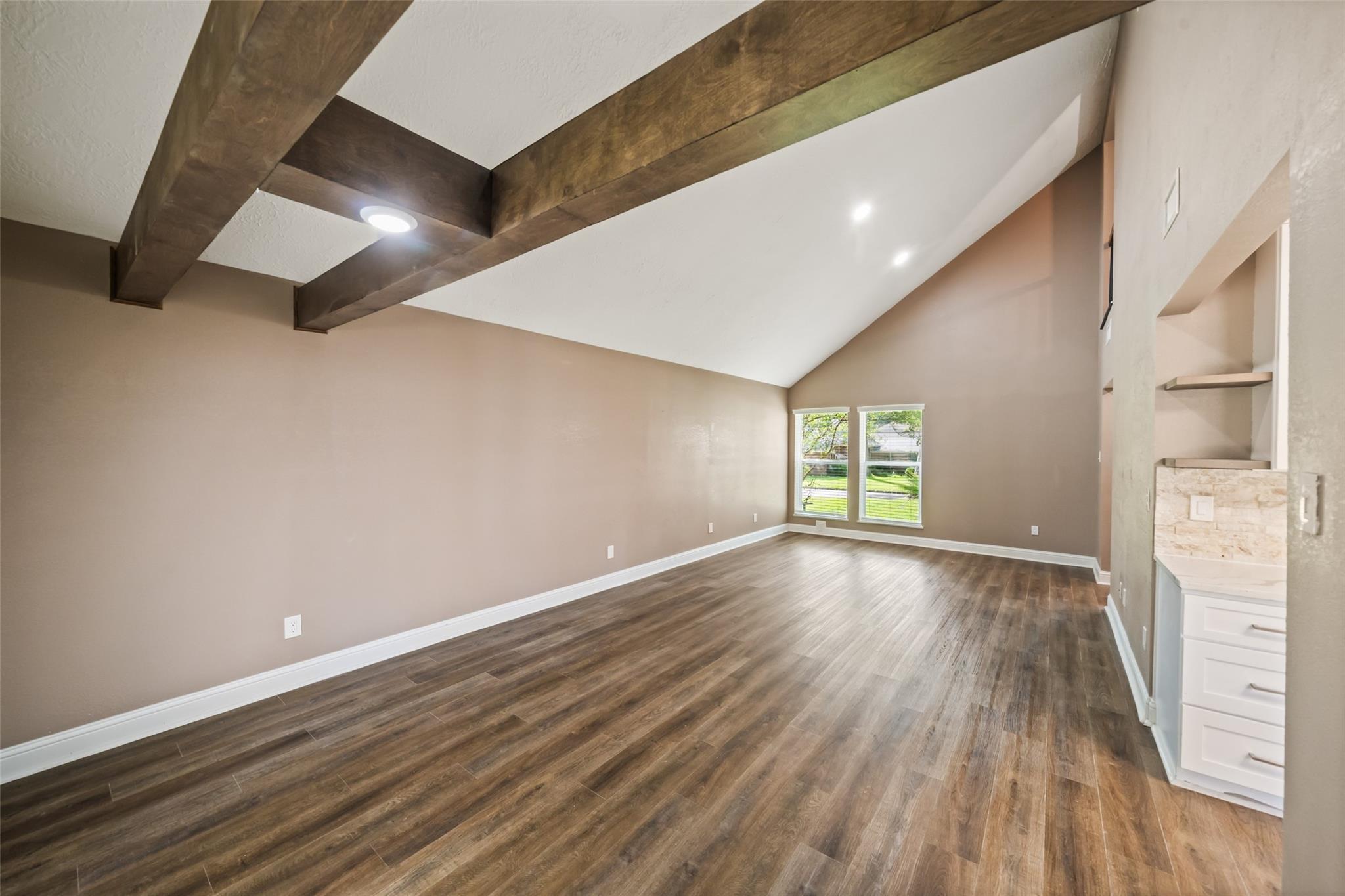 3019 Ramblewood Road