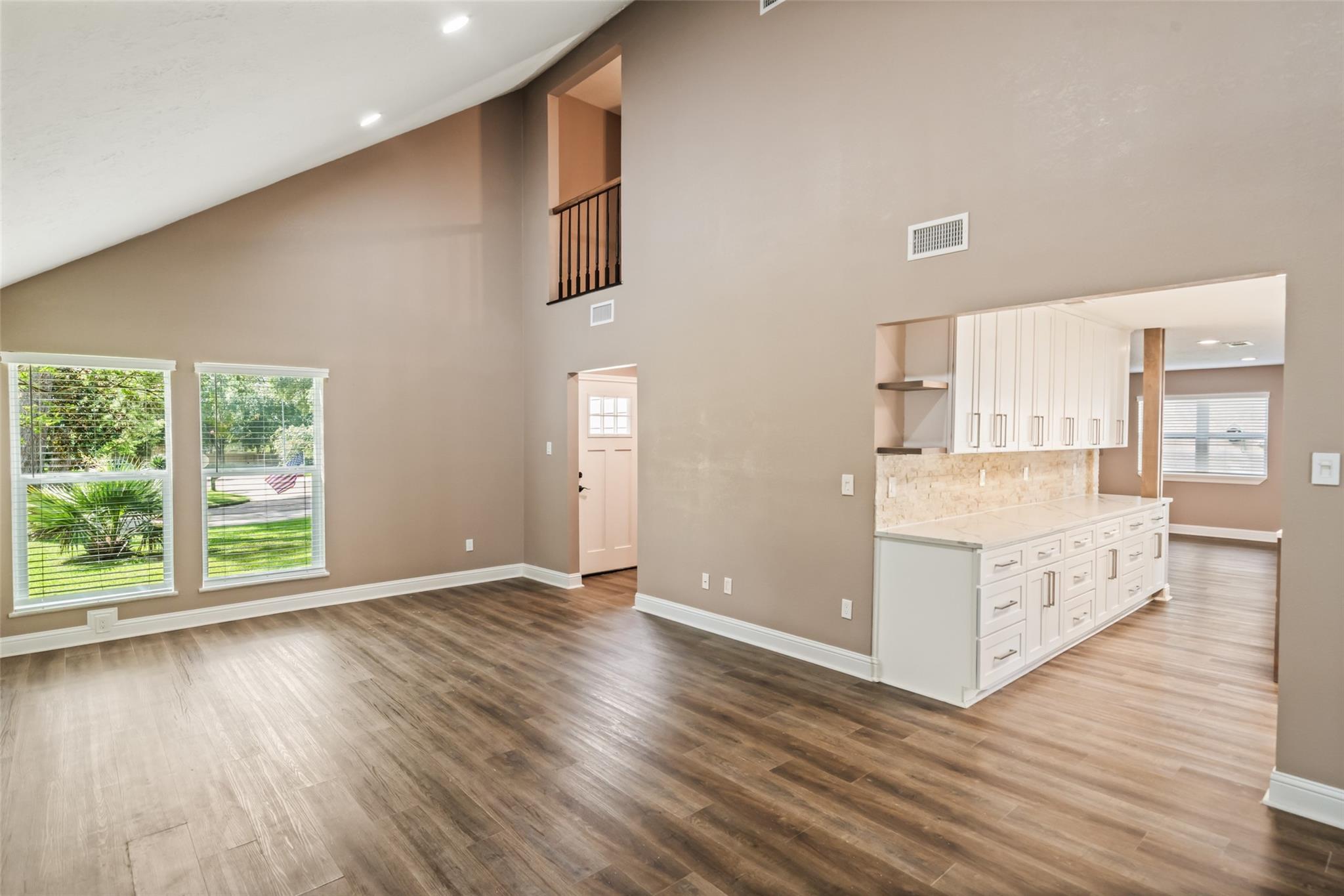 3019 Ramblewood Road