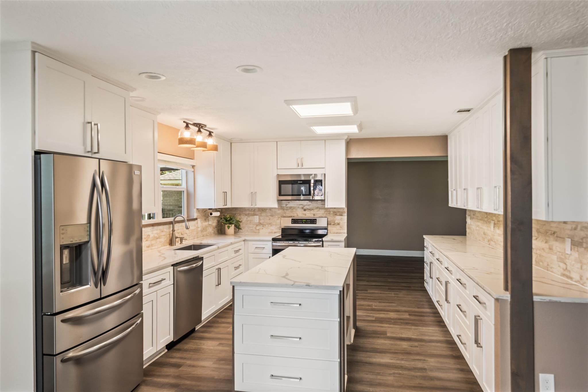 3019 Ramblewood Road