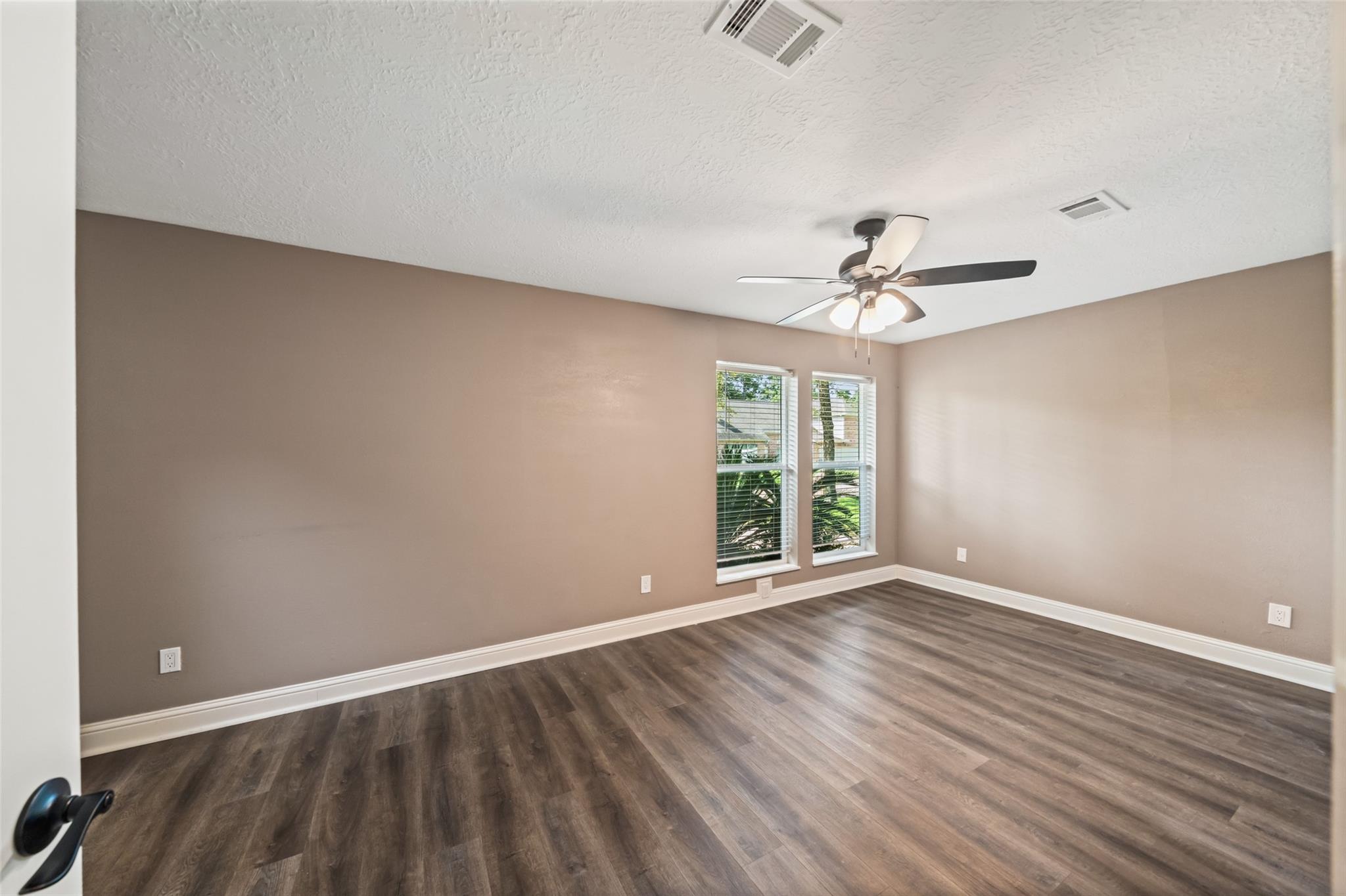 3019 Ramblewood Road