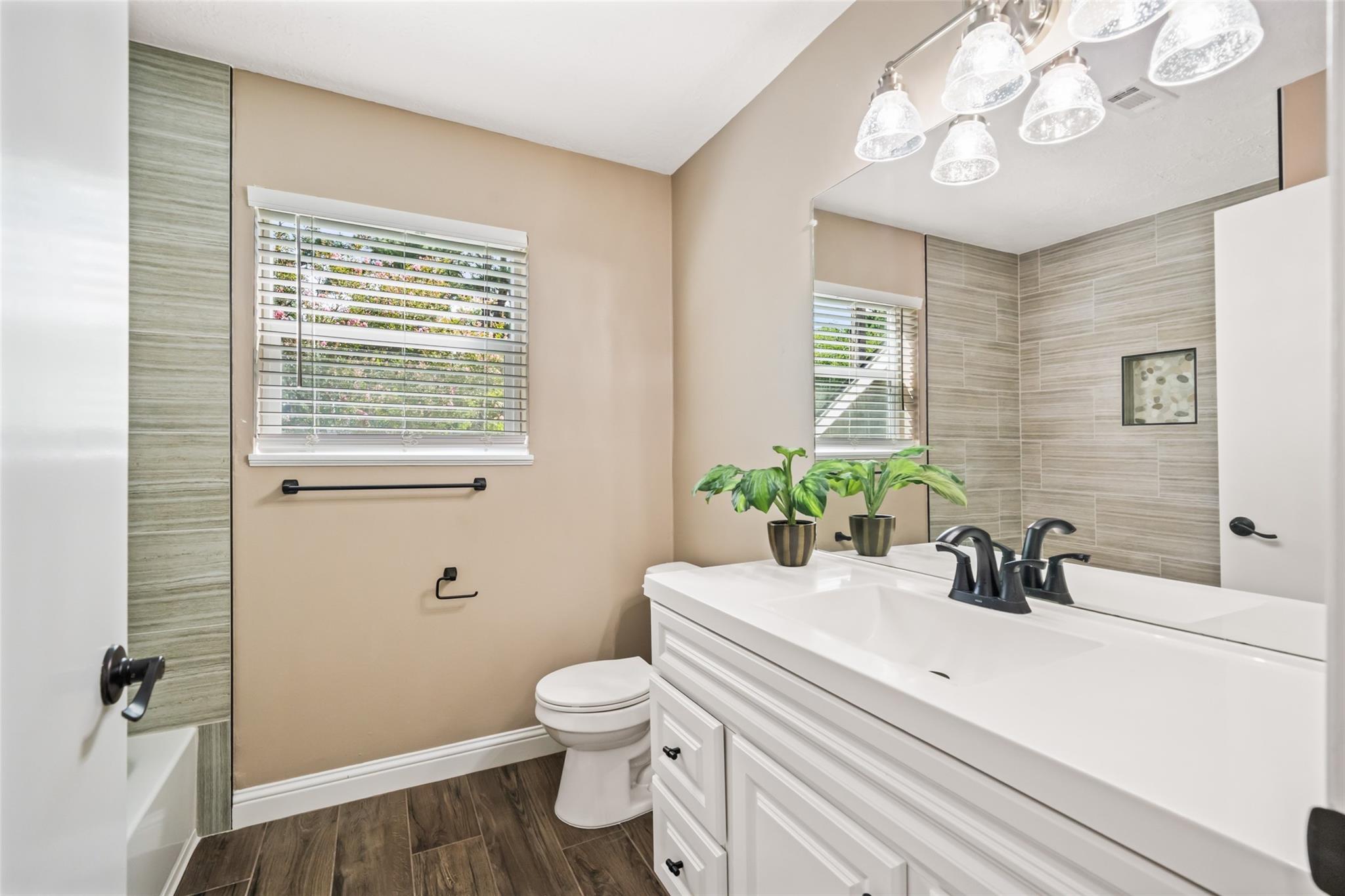 3019 Ramblewood Road