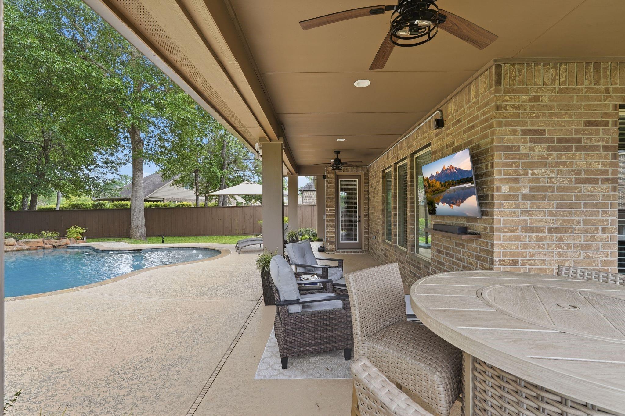 112 Caroline Corner Court