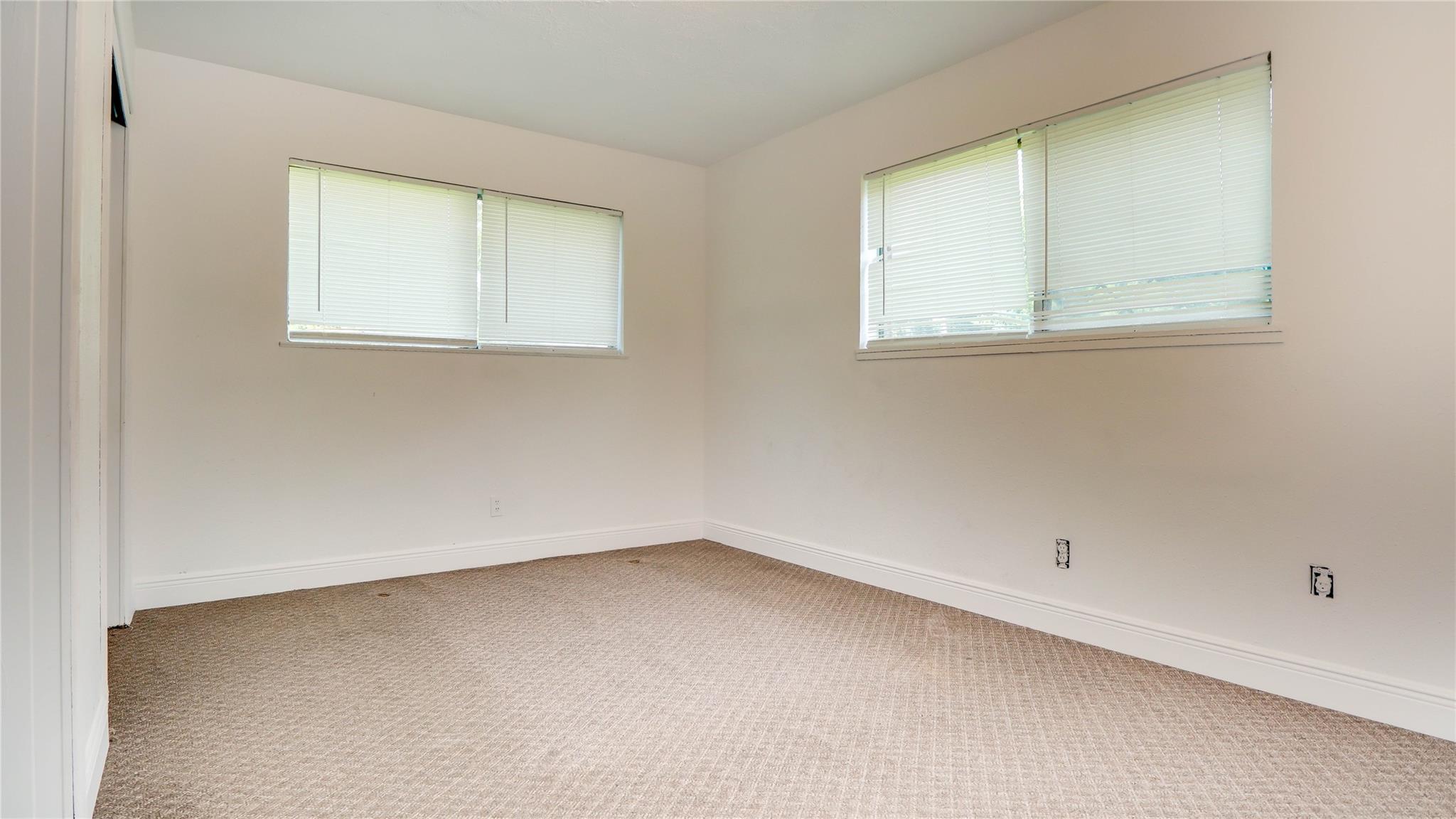 3875 Bowen Drive