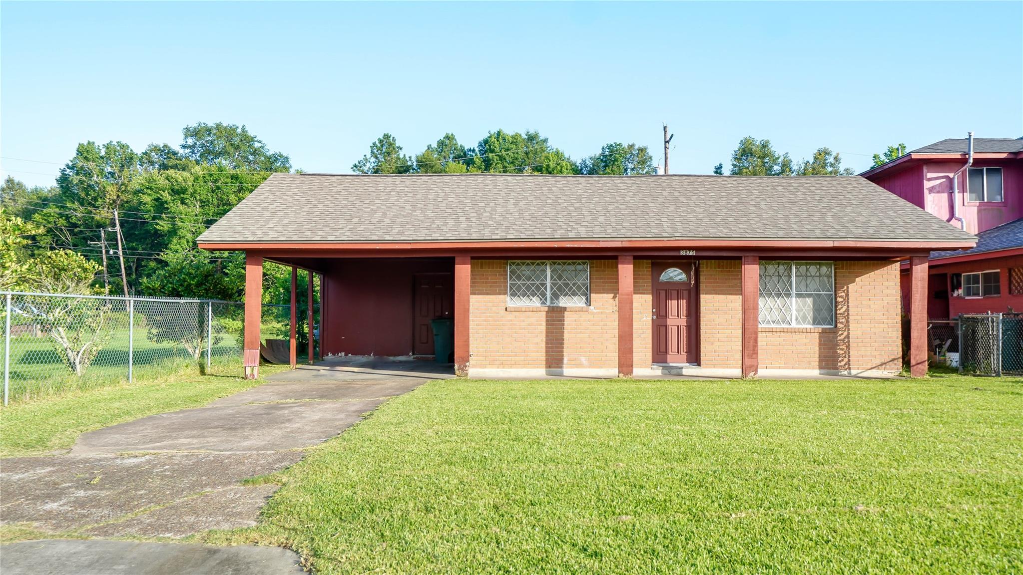3875 Bowen Drive