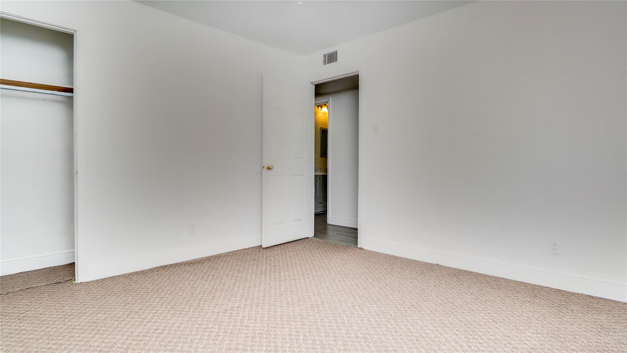 3875 Bowen Drive
