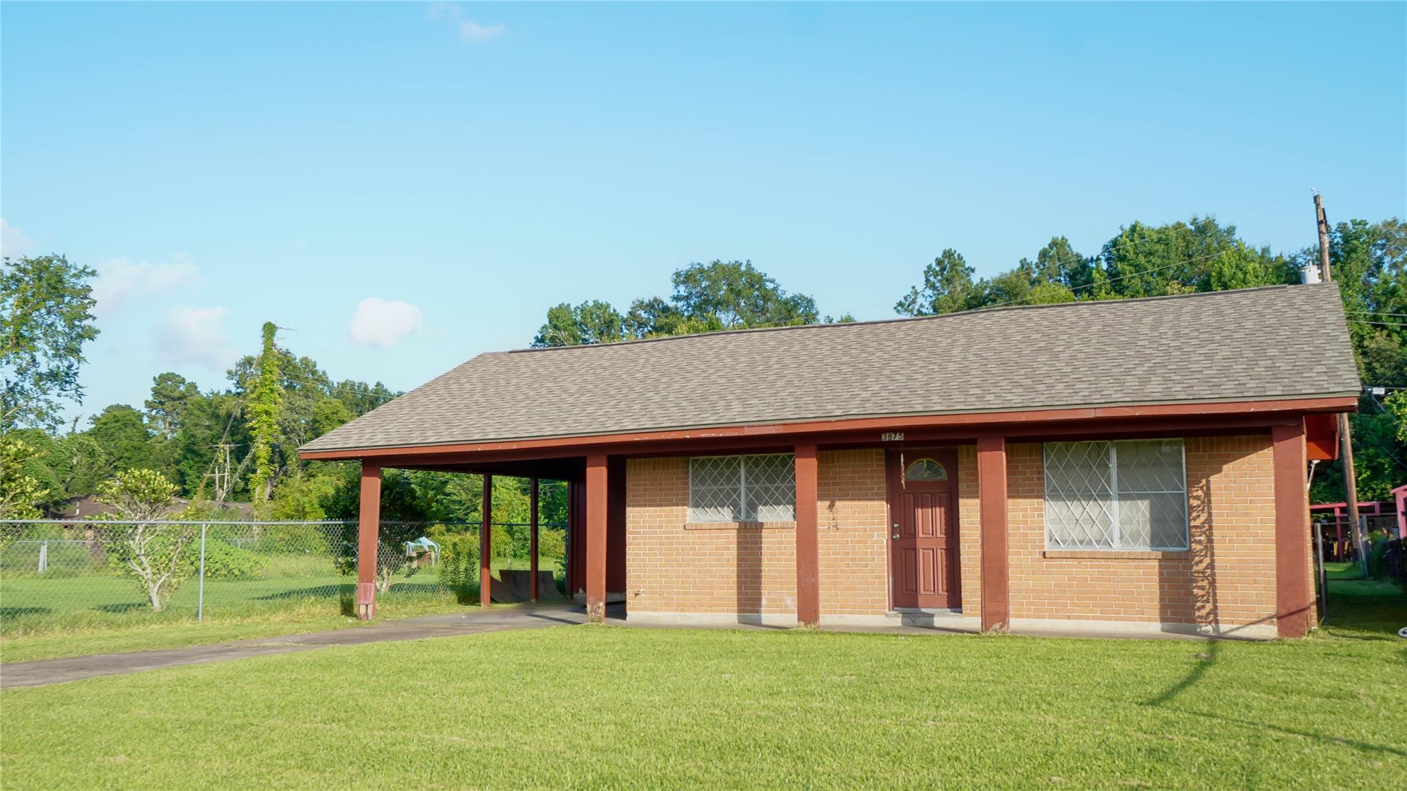 3875 Bowen Drive