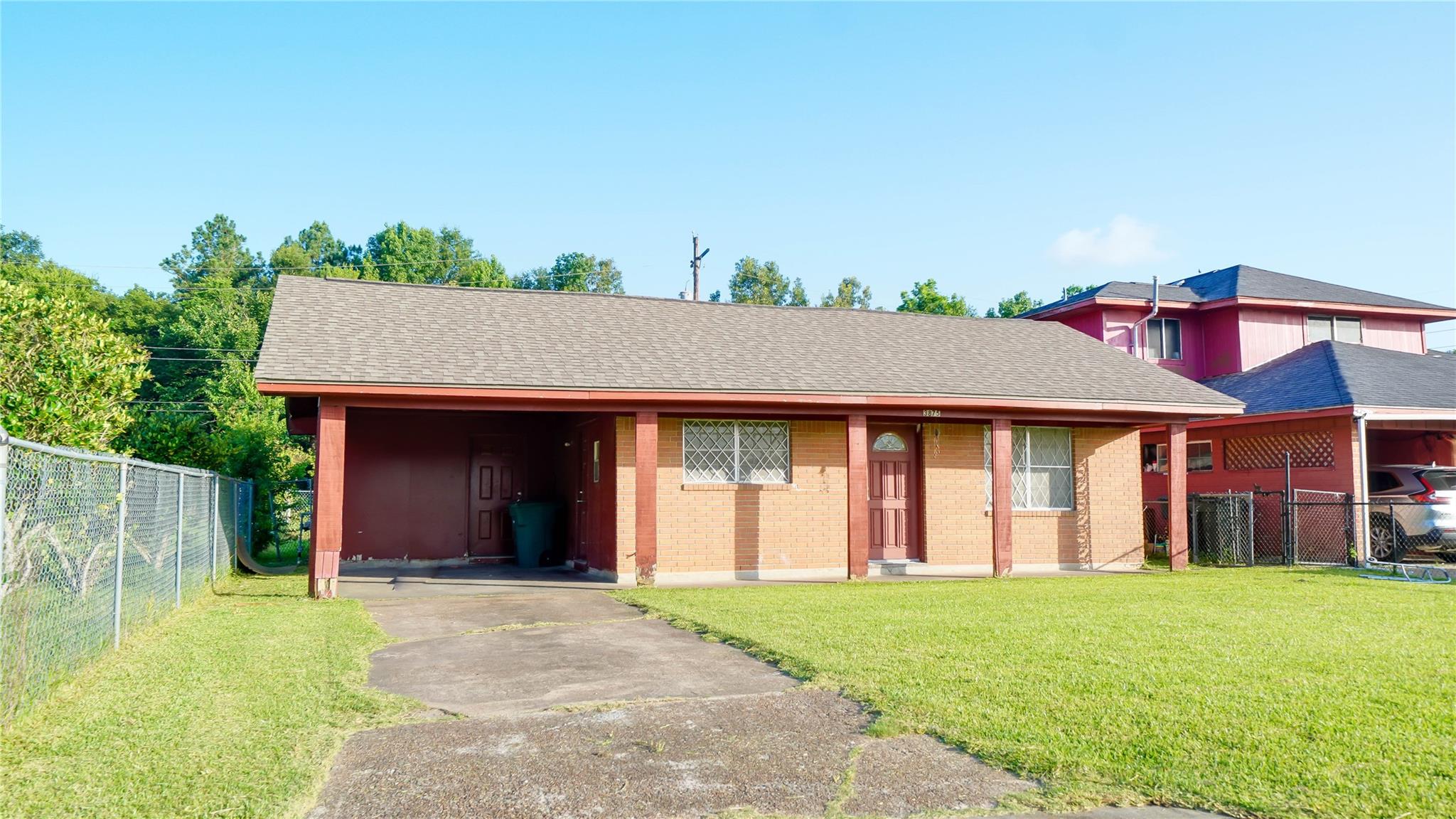 3875 Bowen Drive
