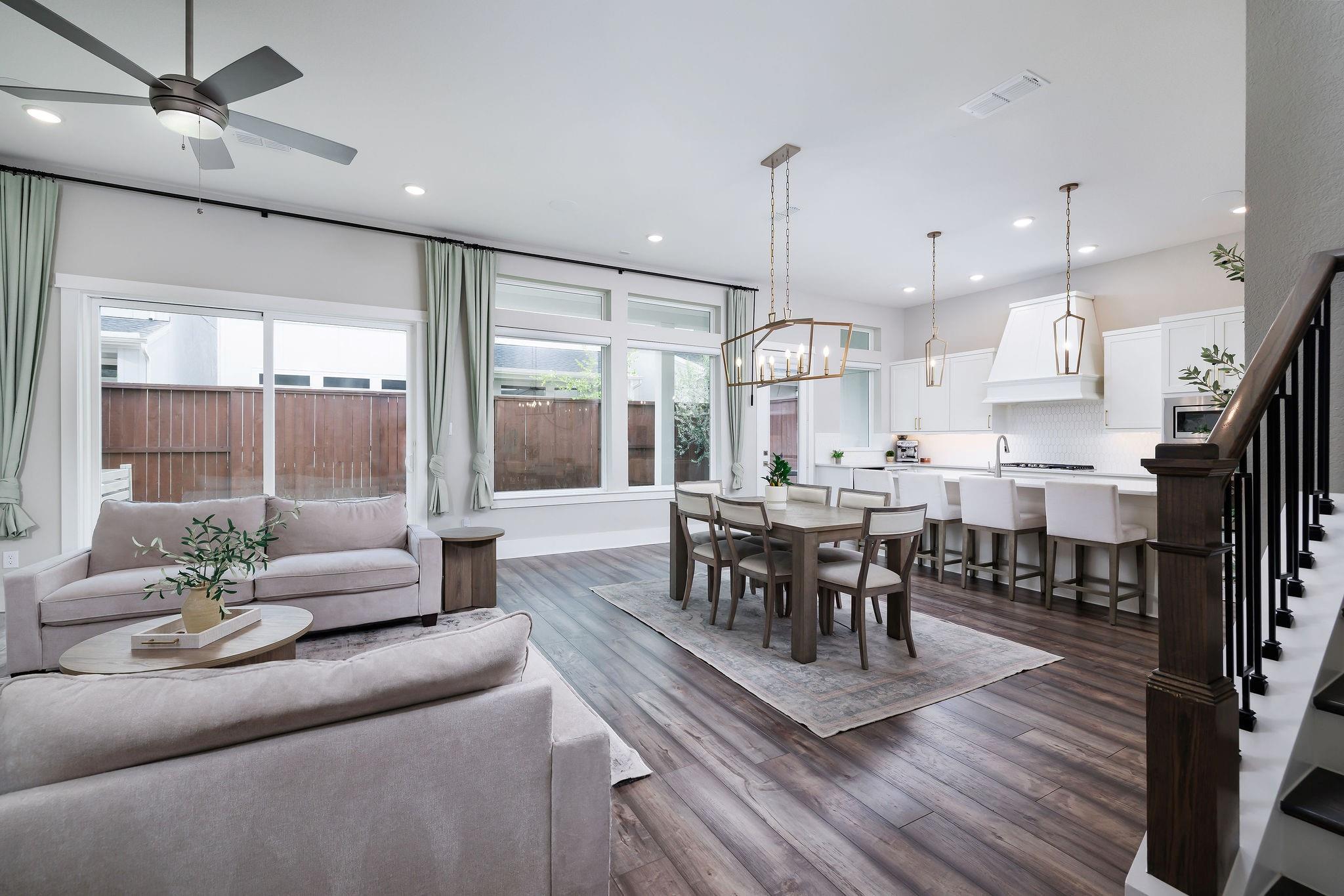 3204 Ridgeway Valley Lane