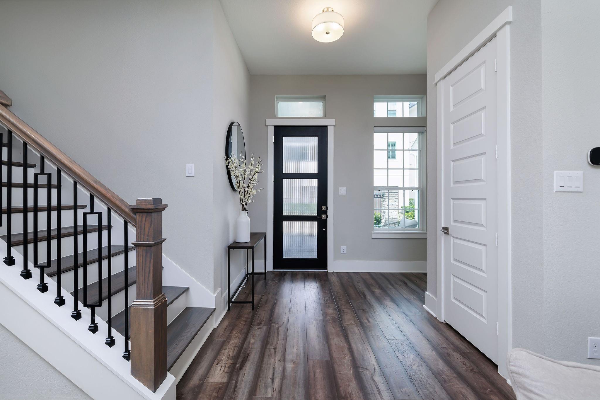 3204 Ridgeway Valley Lane
