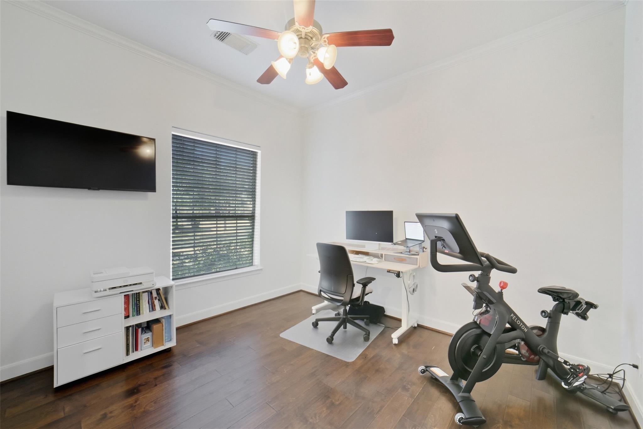 3218 Round Meadow Lane