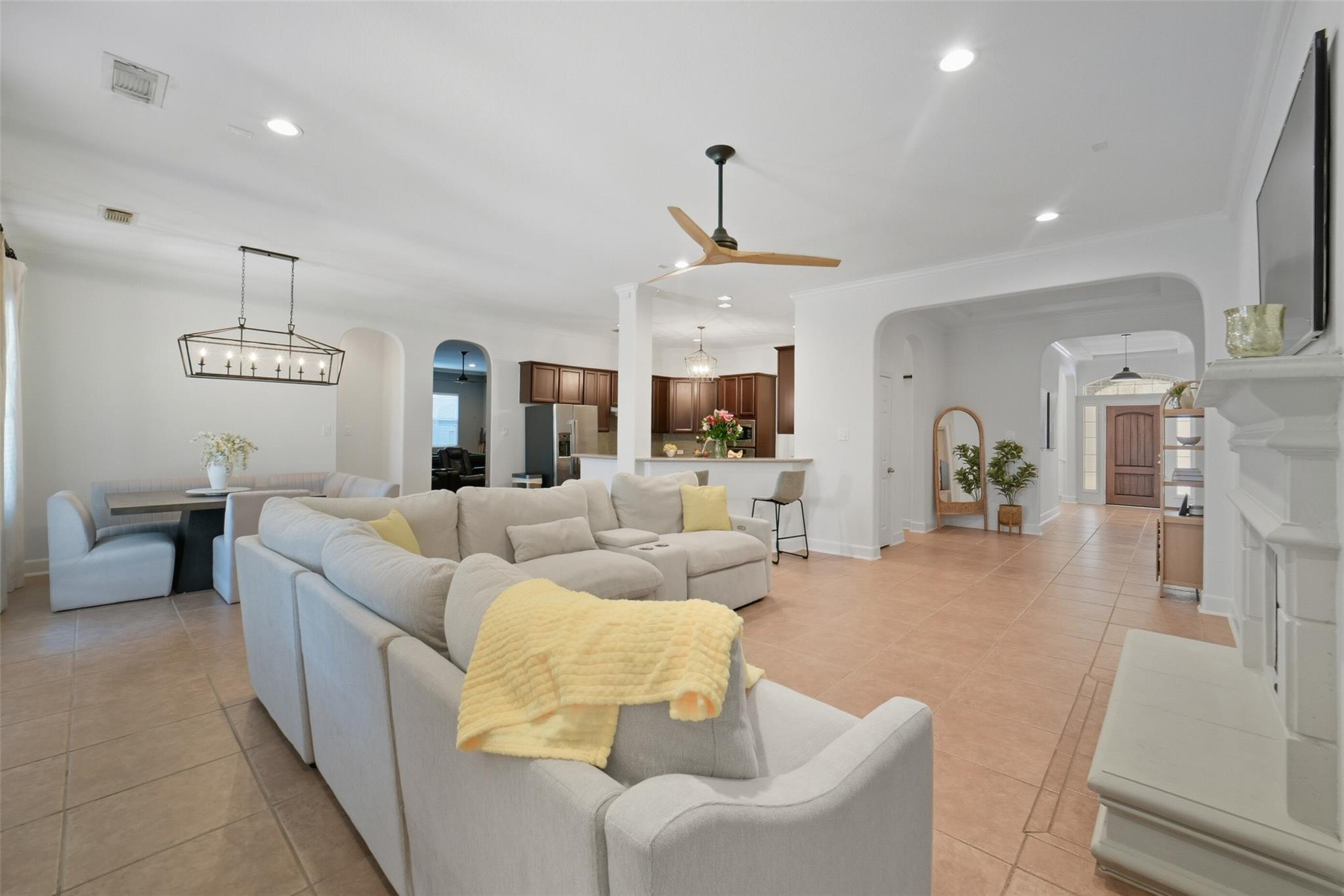3218 Round Meadow Lane