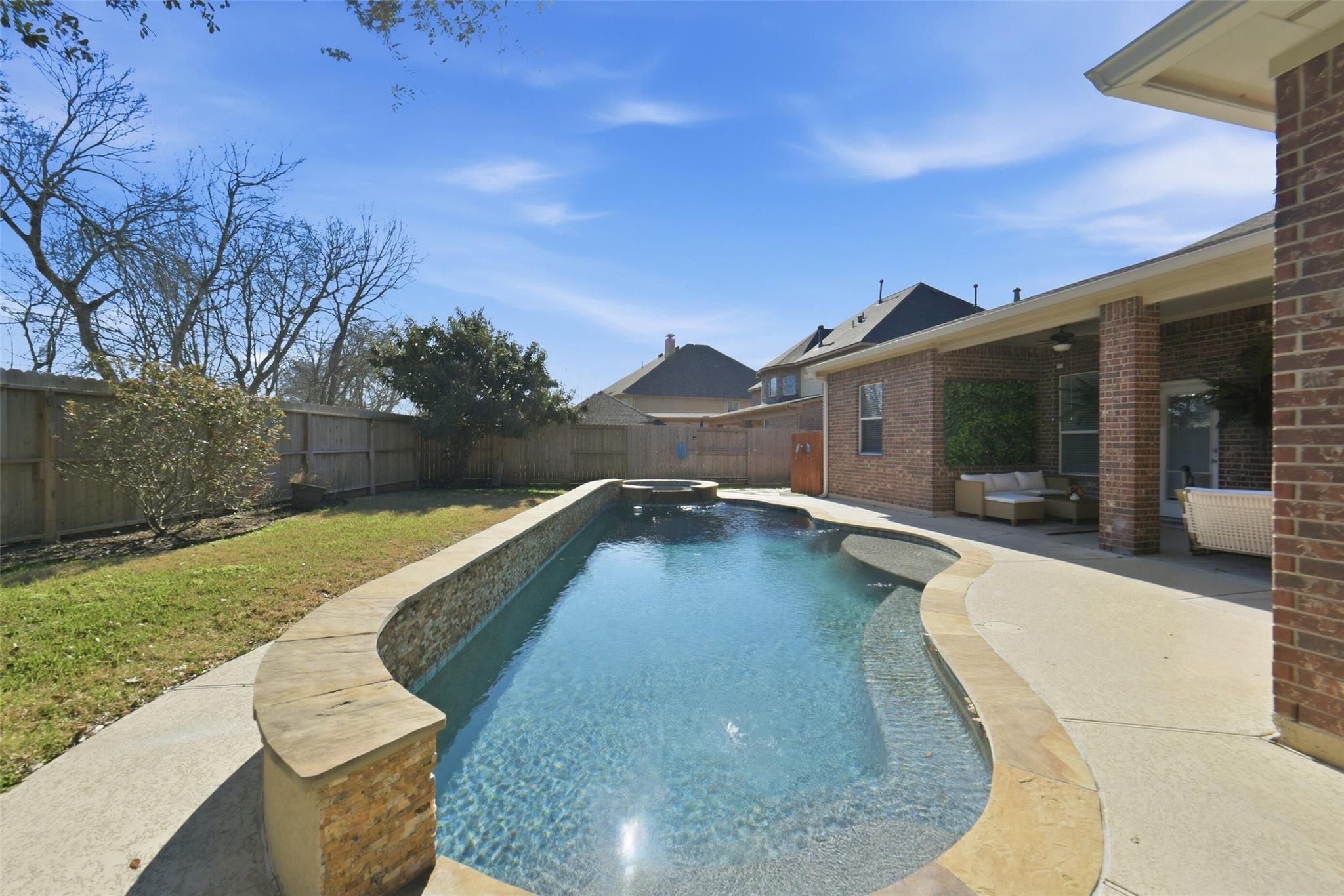 3218 Round Meadow Lane