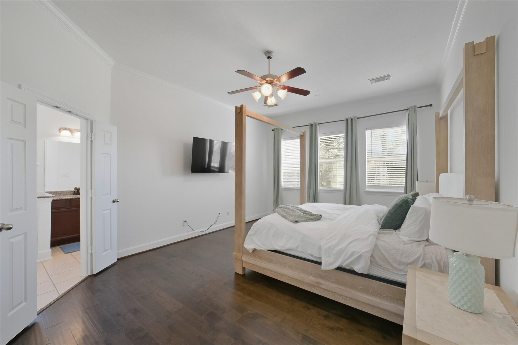 3218 Round Meadow Lane