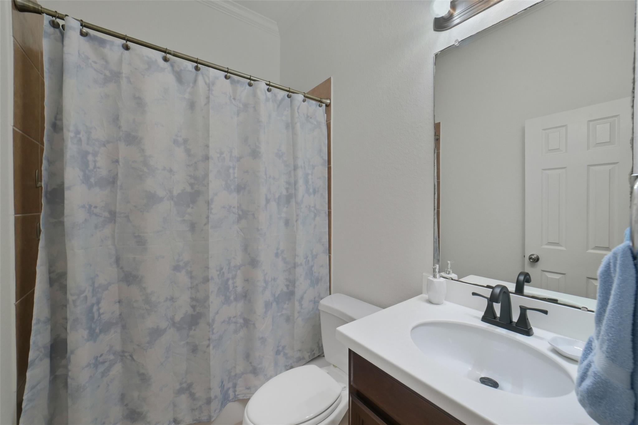 3218 Round Meadow Lane