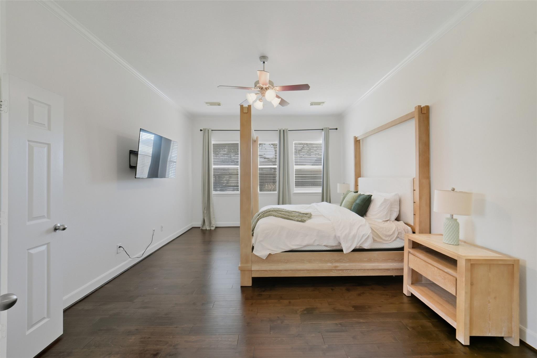 3218 Round Meadow Lane
