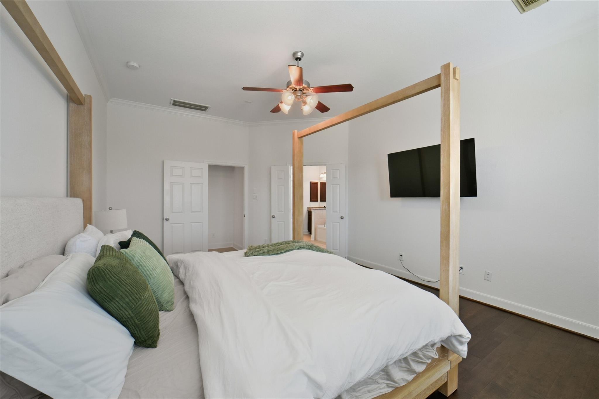 3218 Round Meadow Lane