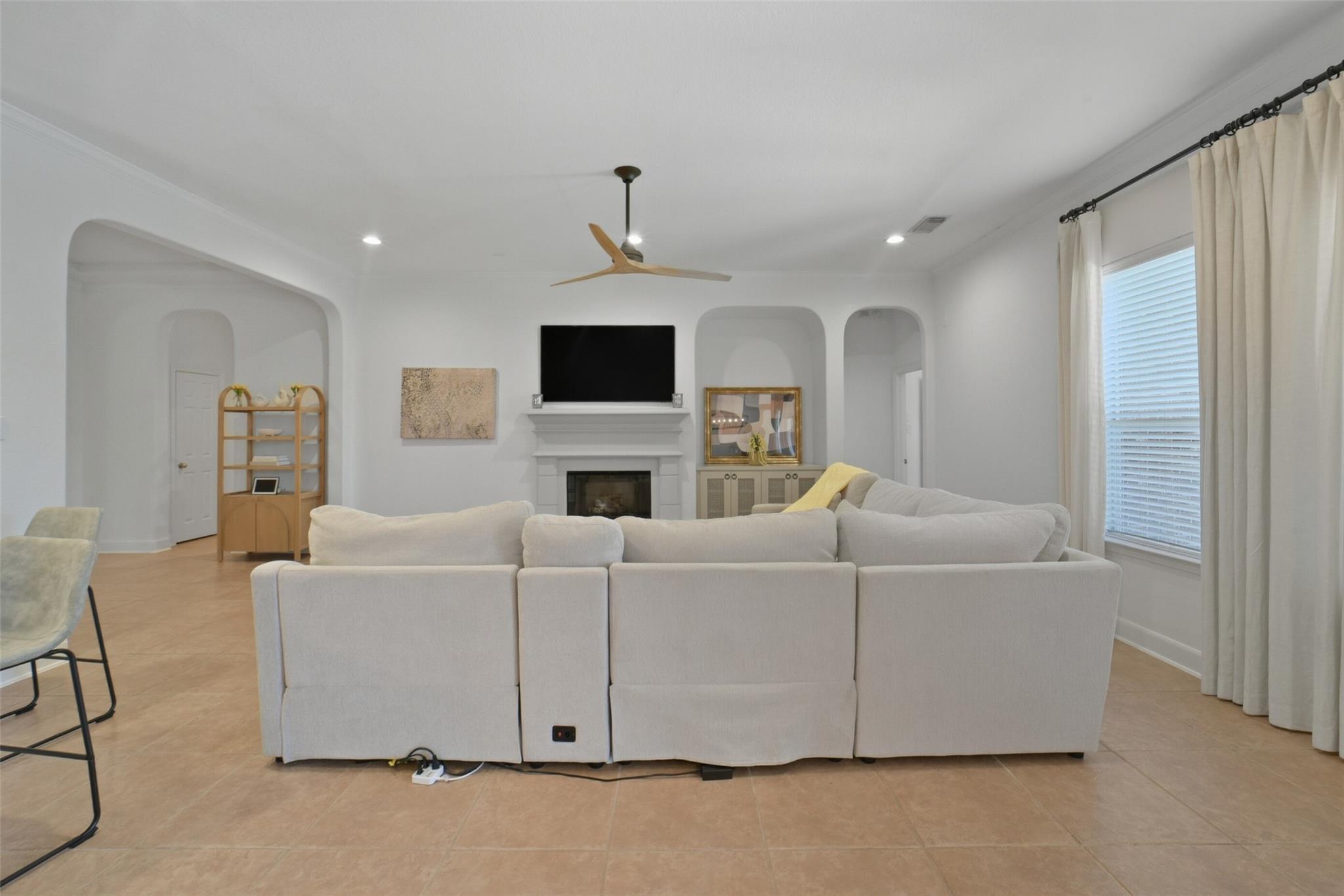 3218 Round Meadow Lane